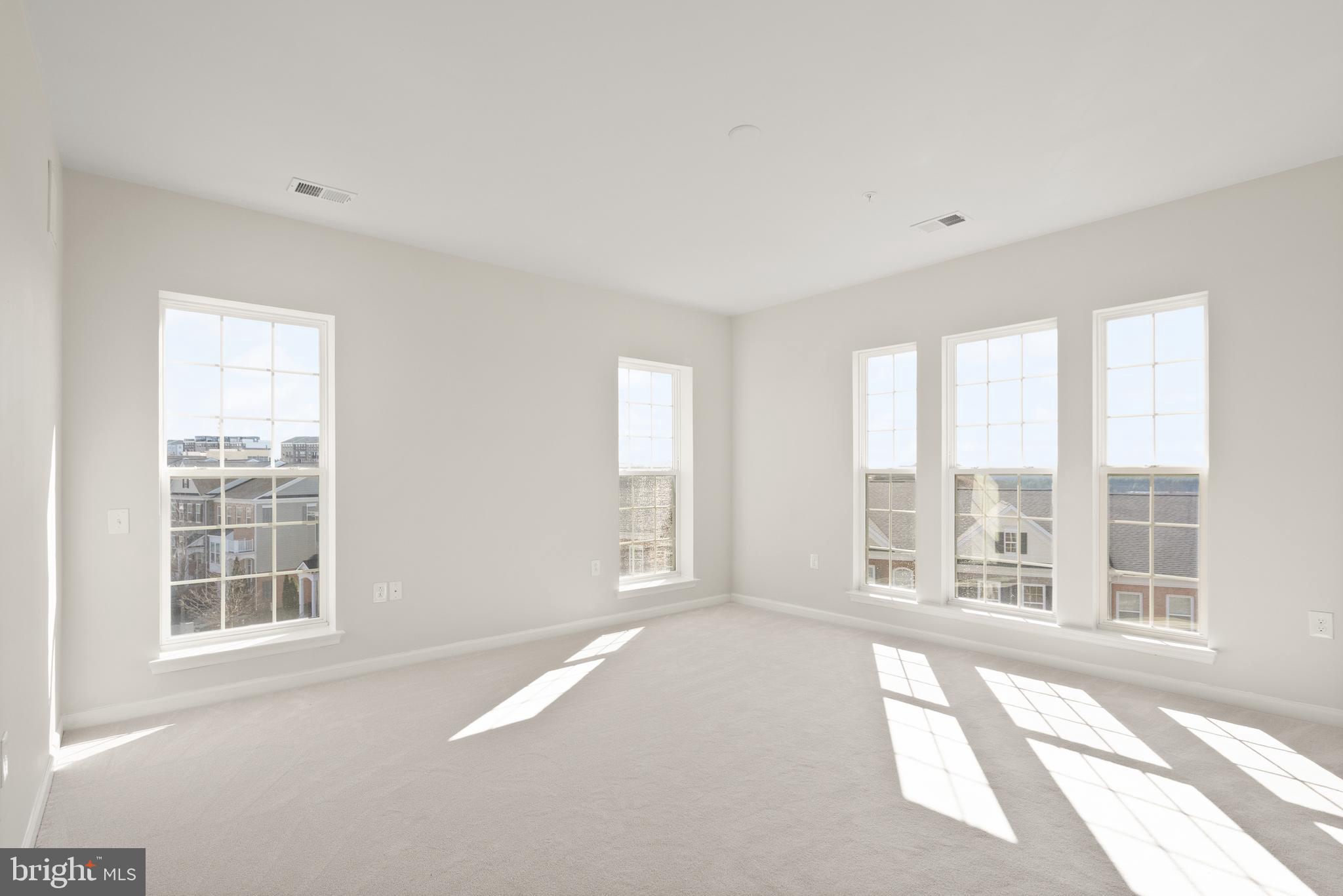 GOOSE CREEK - Residential