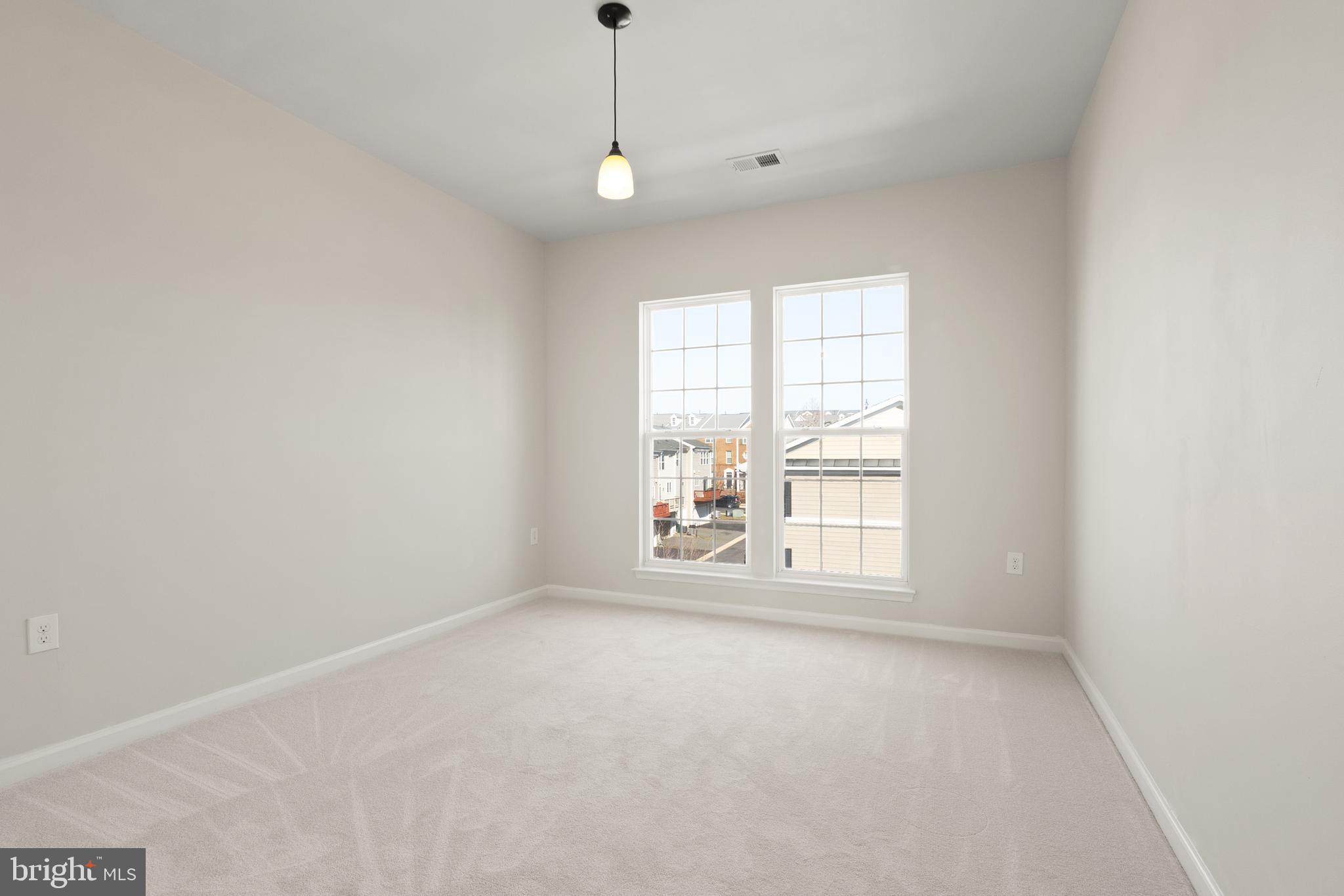 GOOSE CREEK - Residential