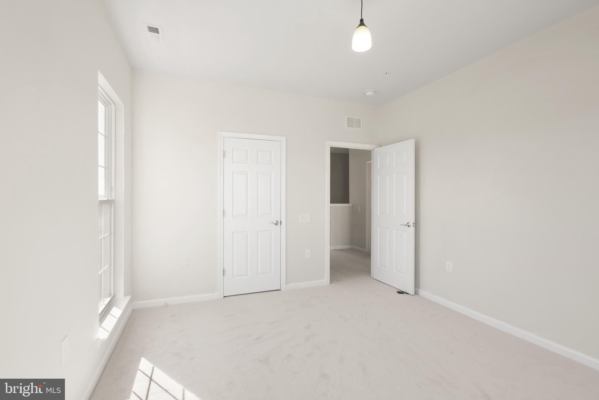 GOOSE CREEK - Residential