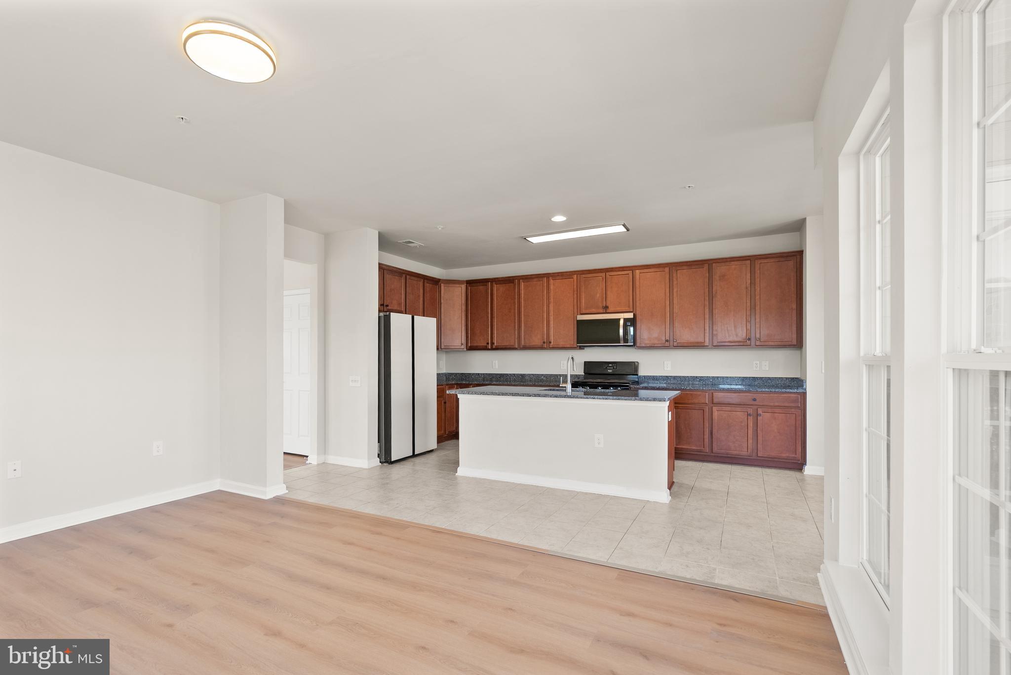 GOOSE CREEK - Residential