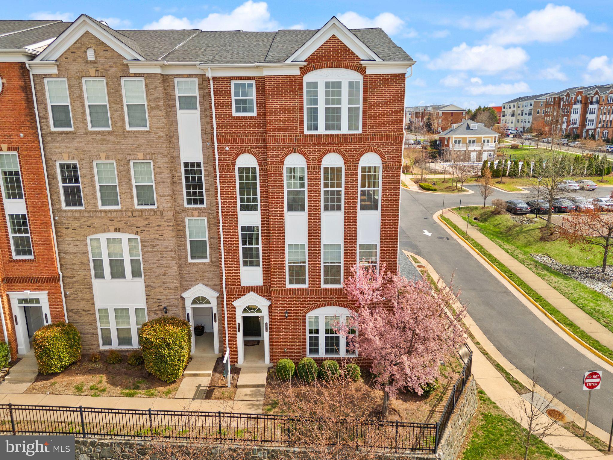 GOOSE CREEK - Residential