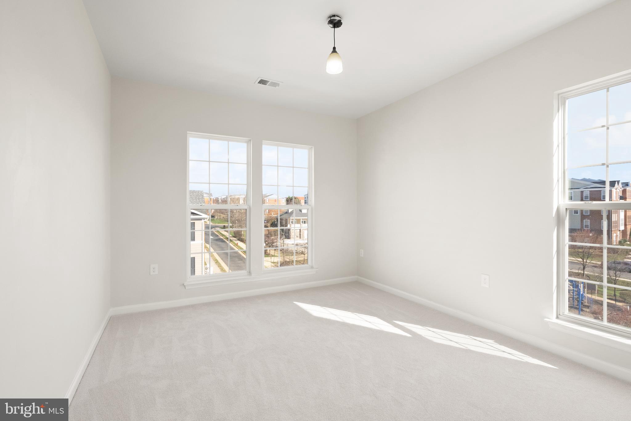 GOOSE CREEK - Residential