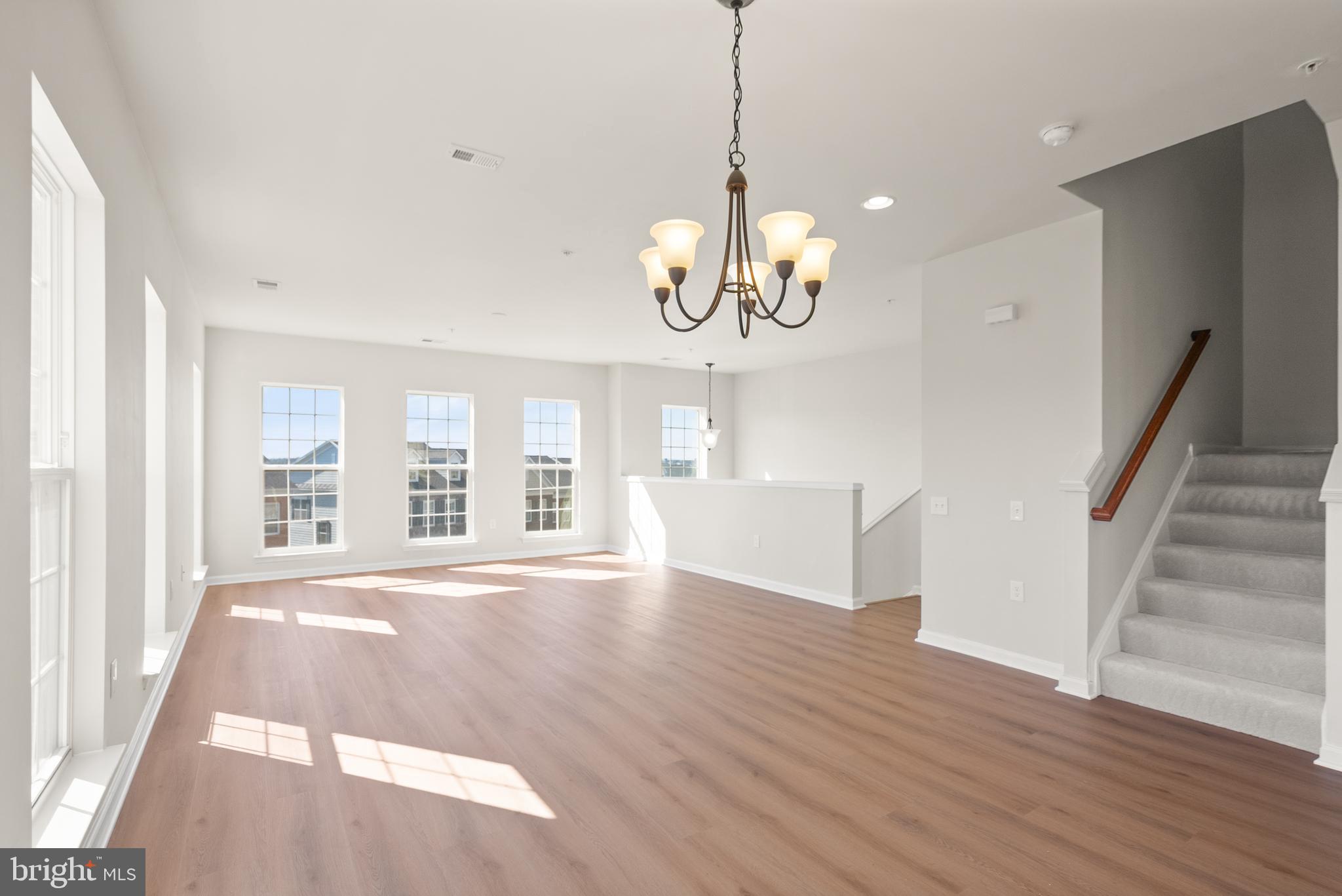 GOOSE CREEK - Residential