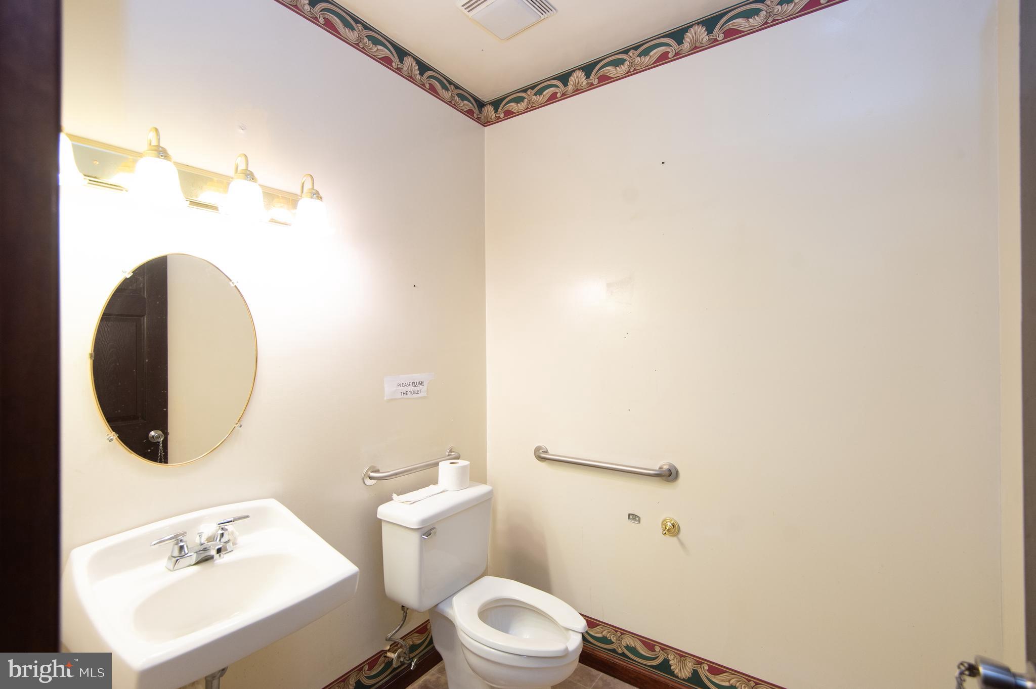 RACE STREET - Commercial Sale