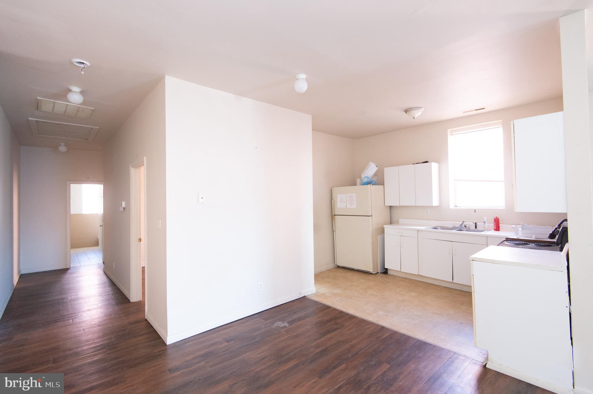 RACE STREET - Commercial Sale