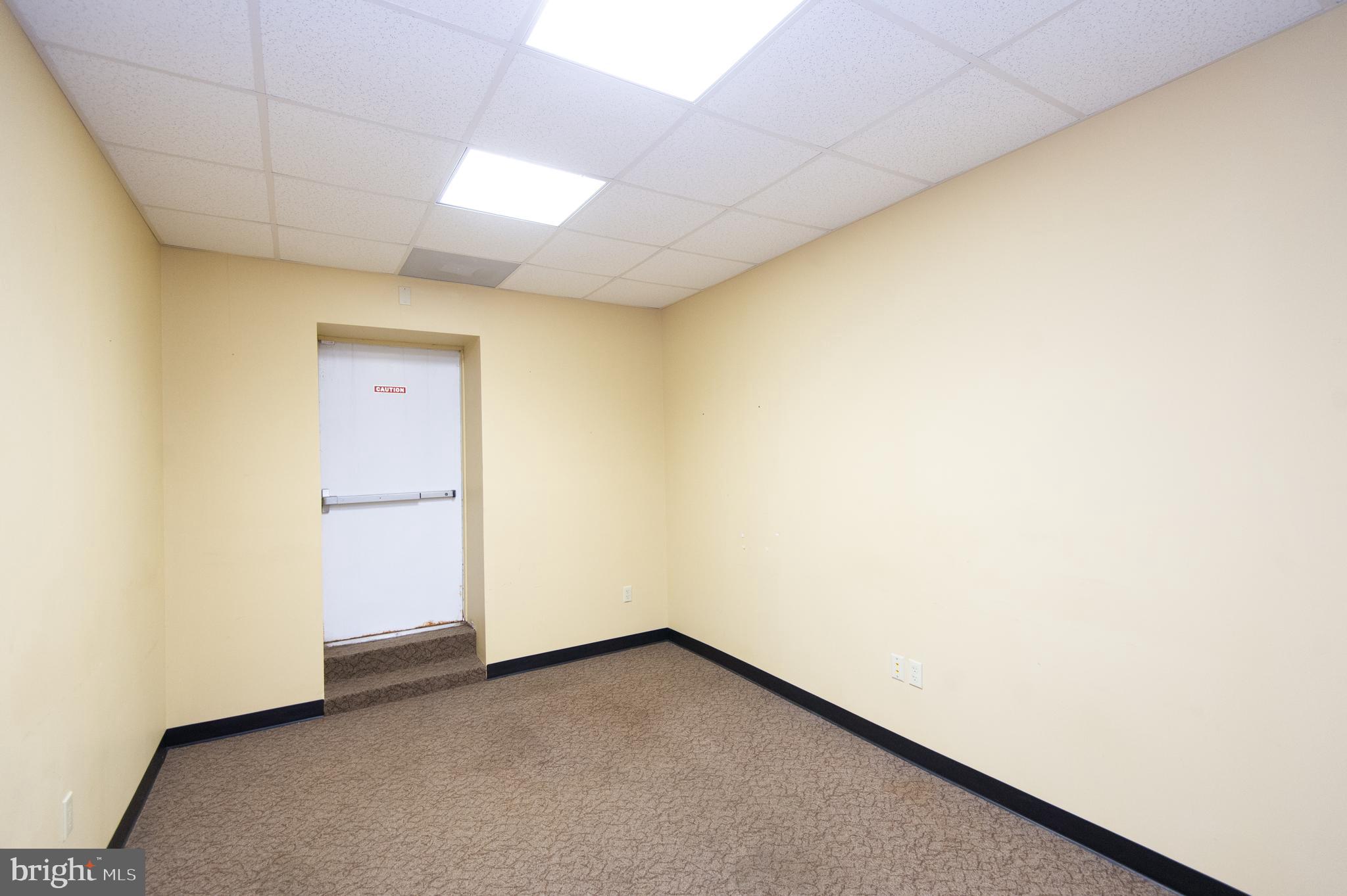 RACE STREET - Commercial Sale