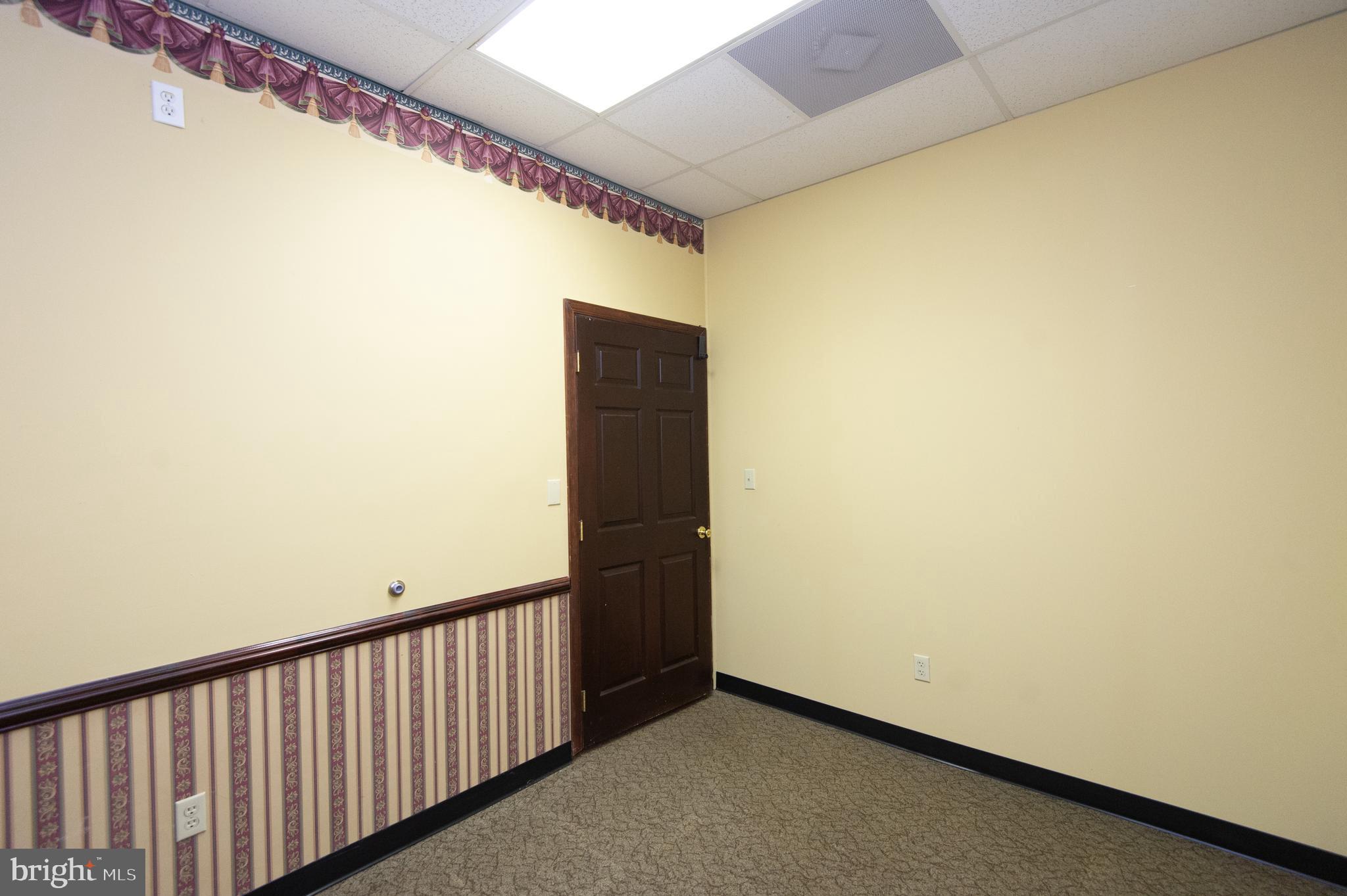 RACE STREET - Commercial Sale