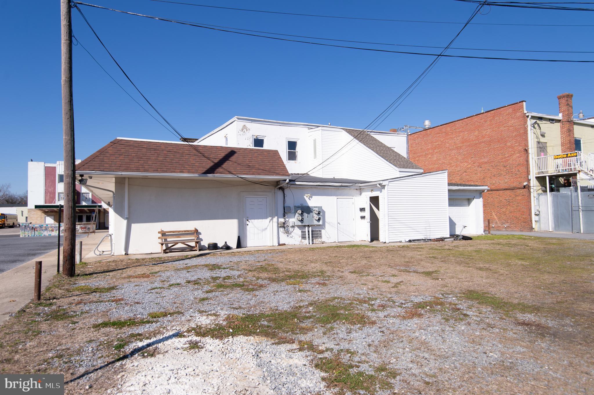 RACE STREET - Commercial Sale