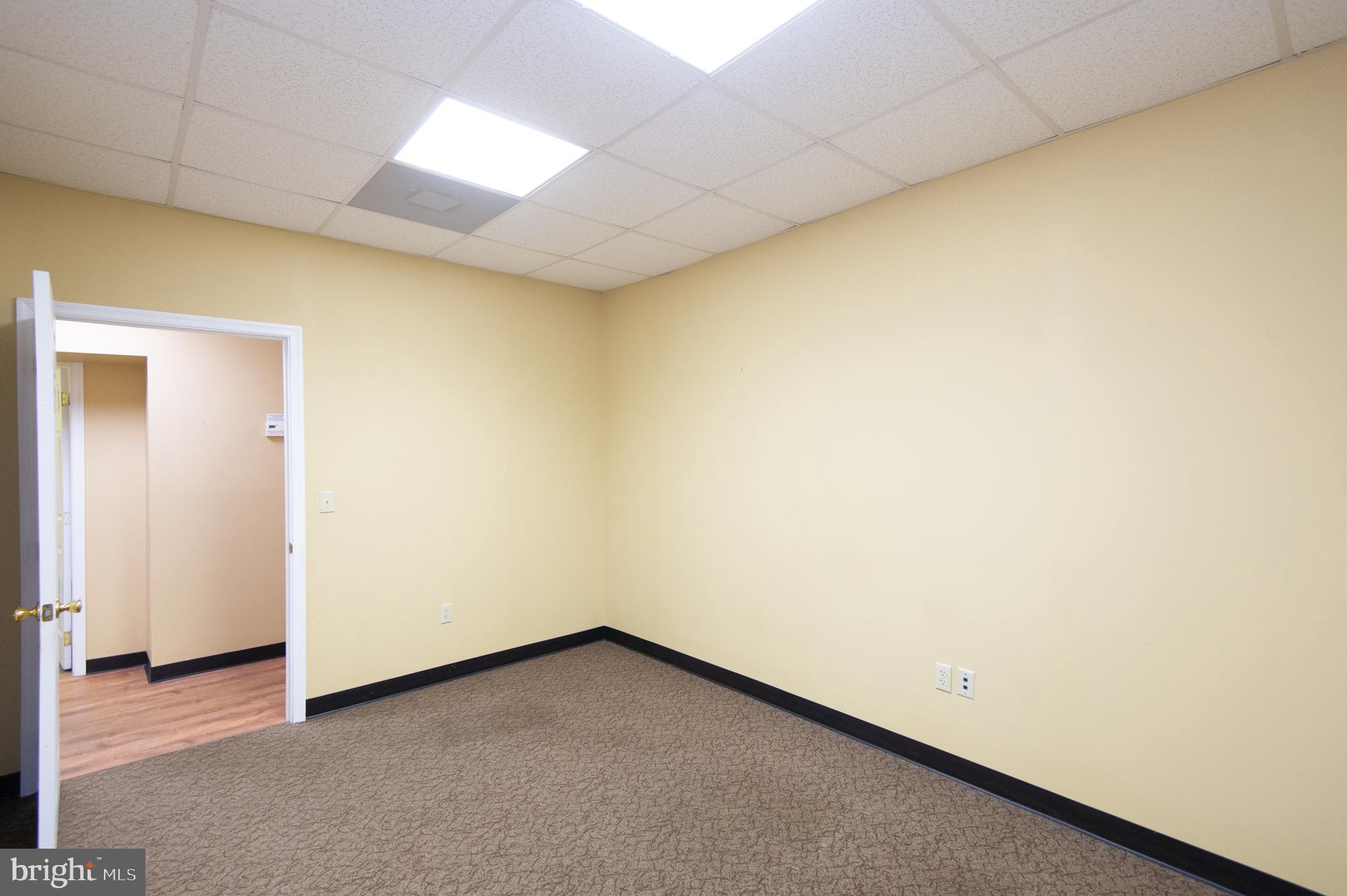 RACE STREET - Commercial Sale