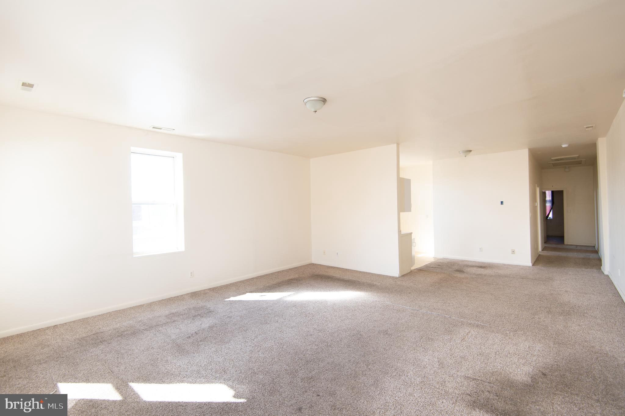 RACE STREET - Commercial Sale