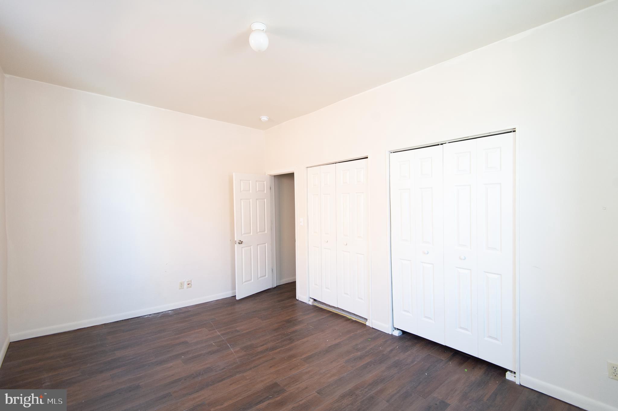 RACE STREET - Commercial Sale