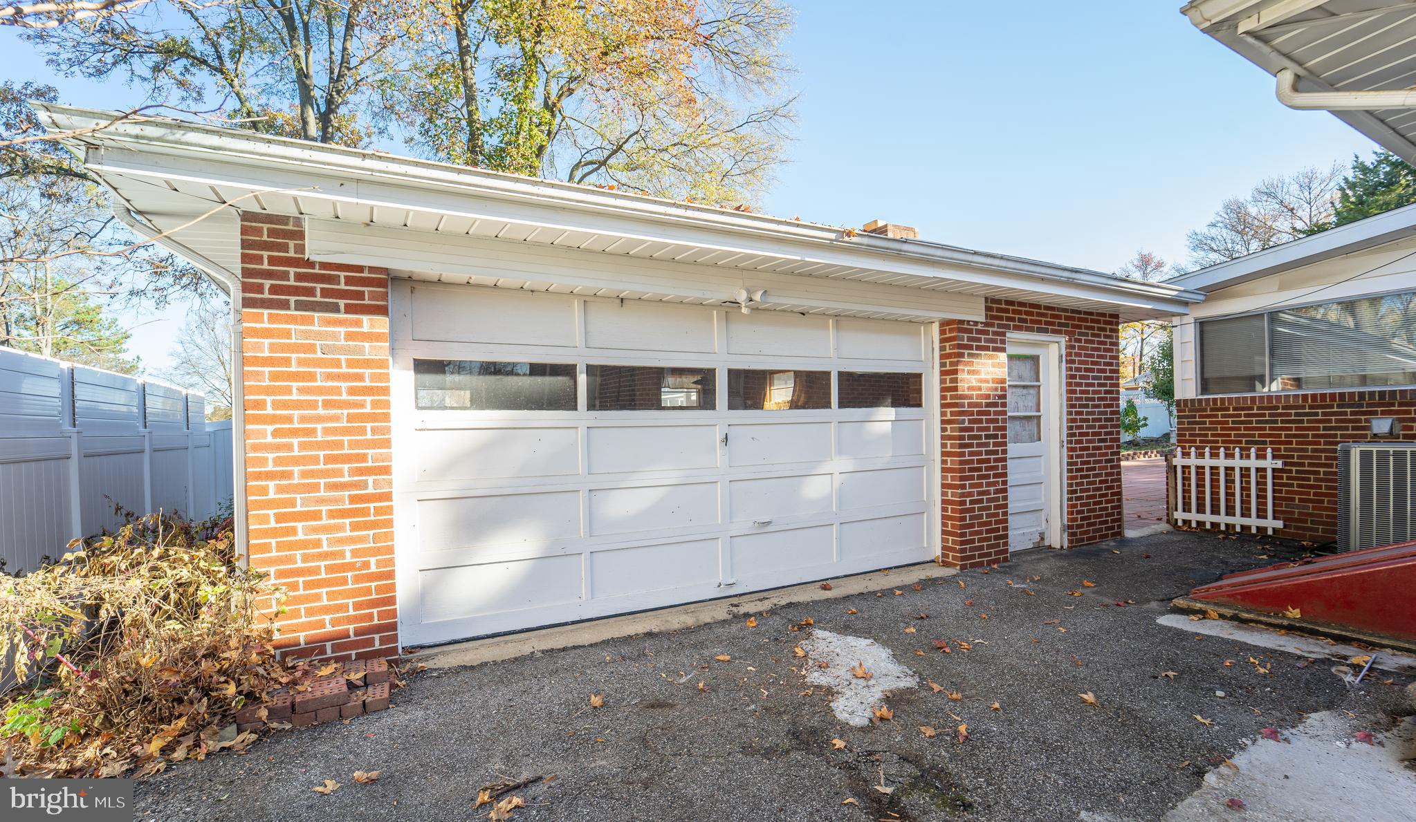 FERNDALE FARMS - Residential