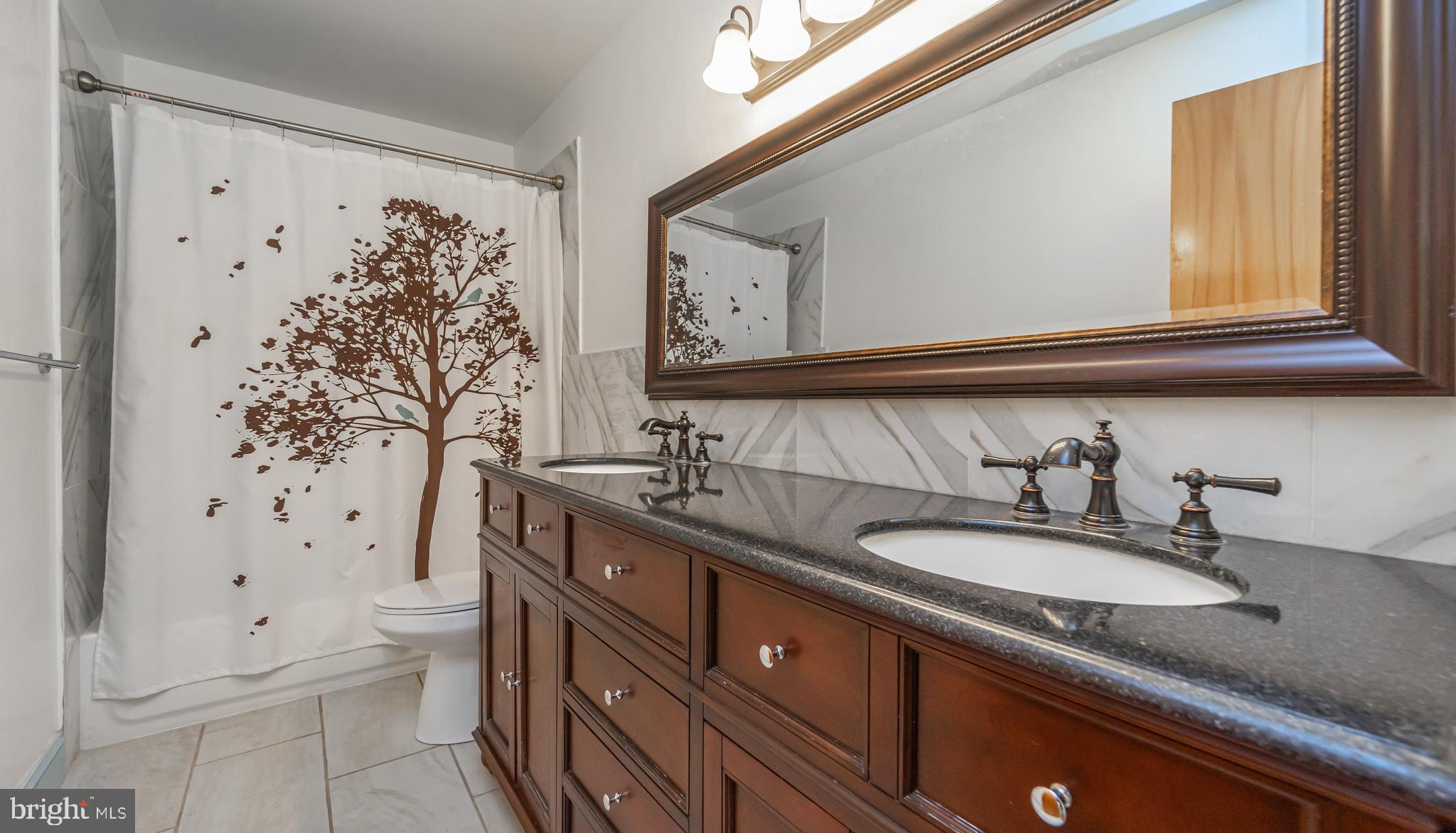 FERNDALE FARMS - Residential