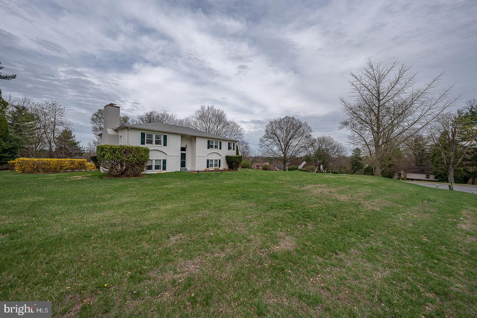 MERLIN HILLS - Residential