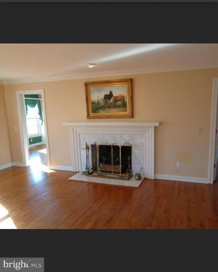 PEMBERTON ESTATES - Residential