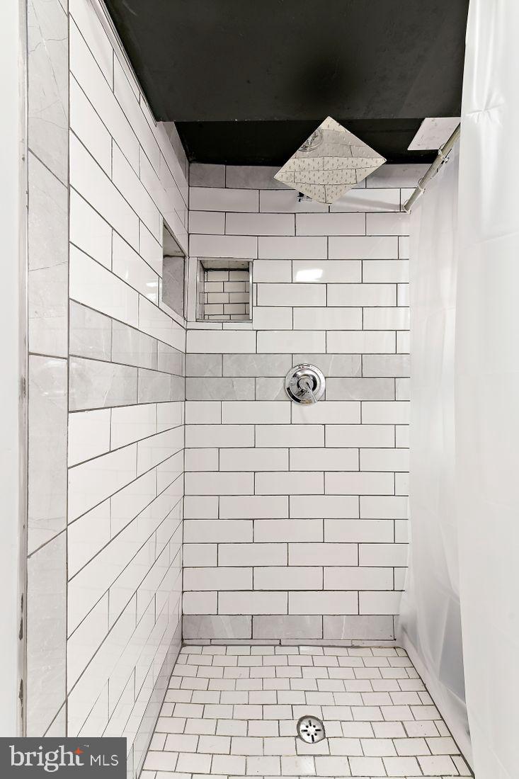 DUNDALK - Residential Lease