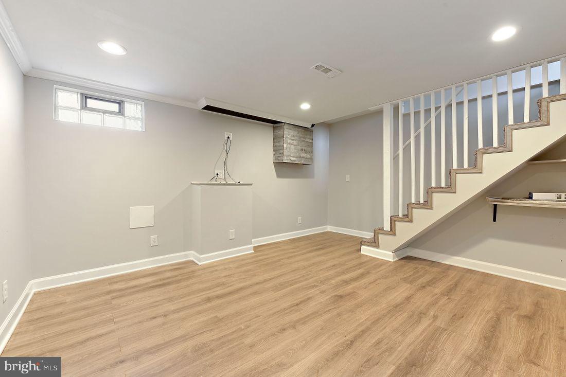 DUNDALK - Residential Lease