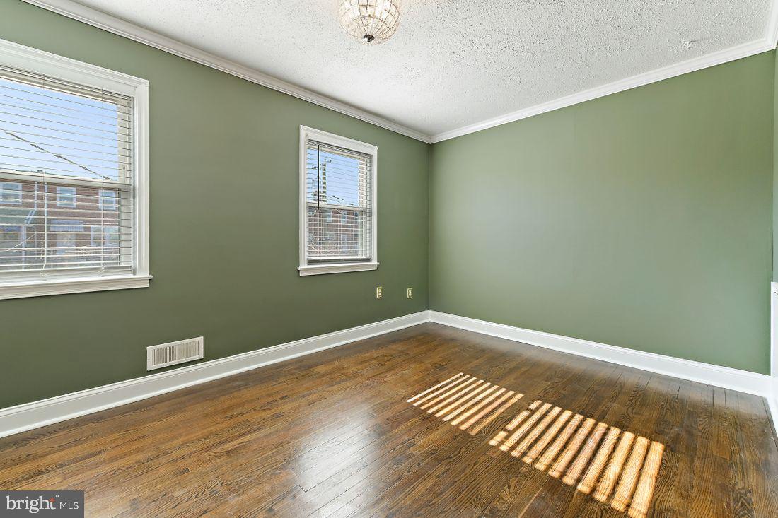 DUNDALK - Residential Lease