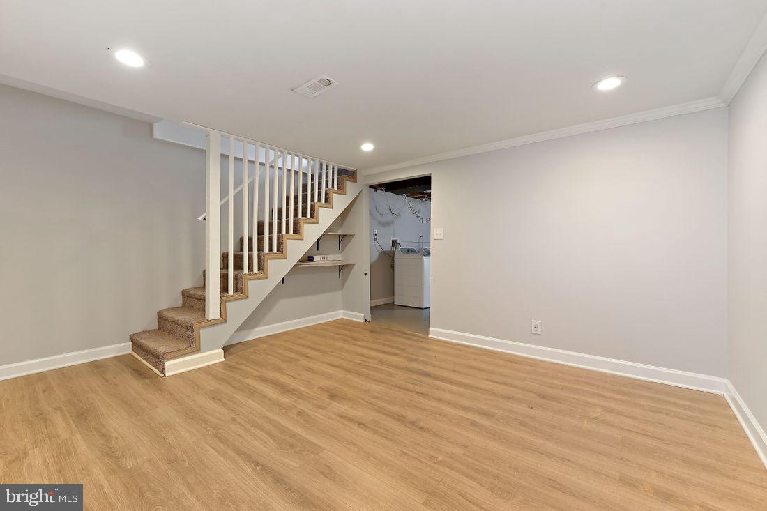 DUNDALK - Residential Lease