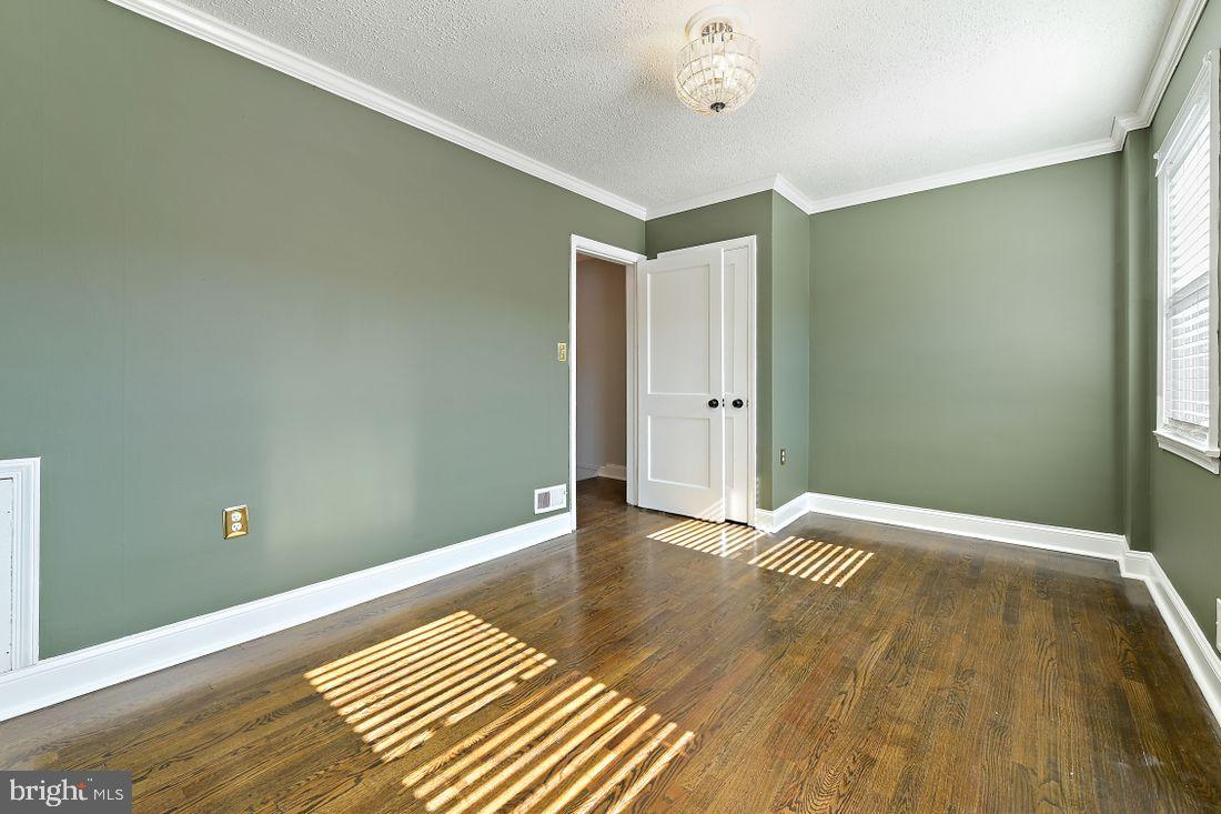 DUNDALK - Residential Lease