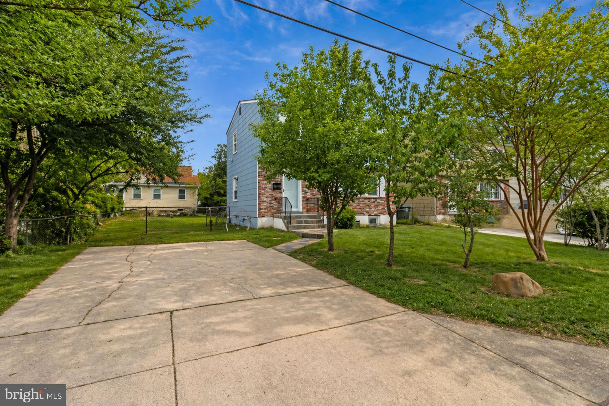 CRYSTAL SPRINGS - Residential