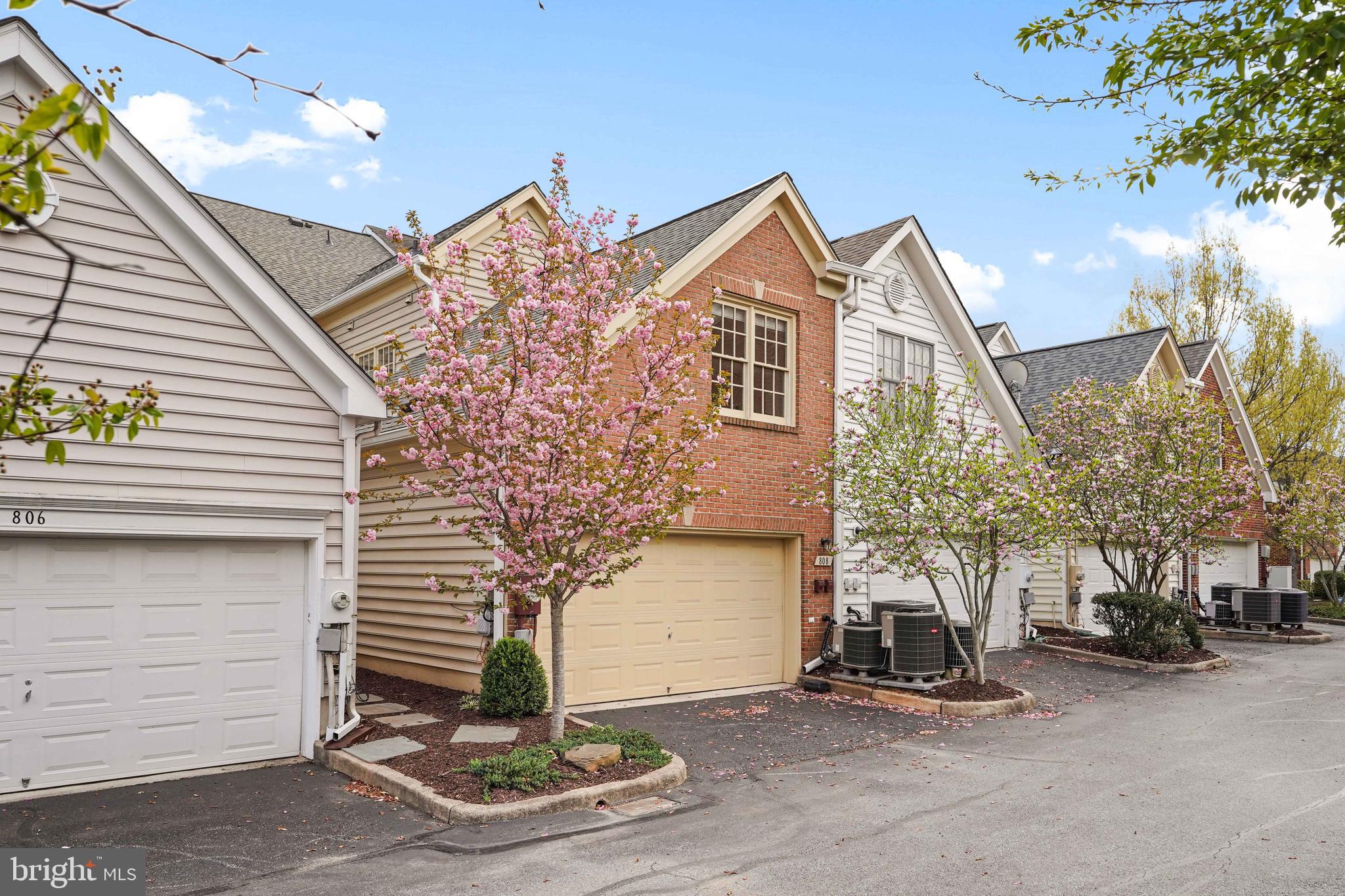 FALLSGROVE - Residential