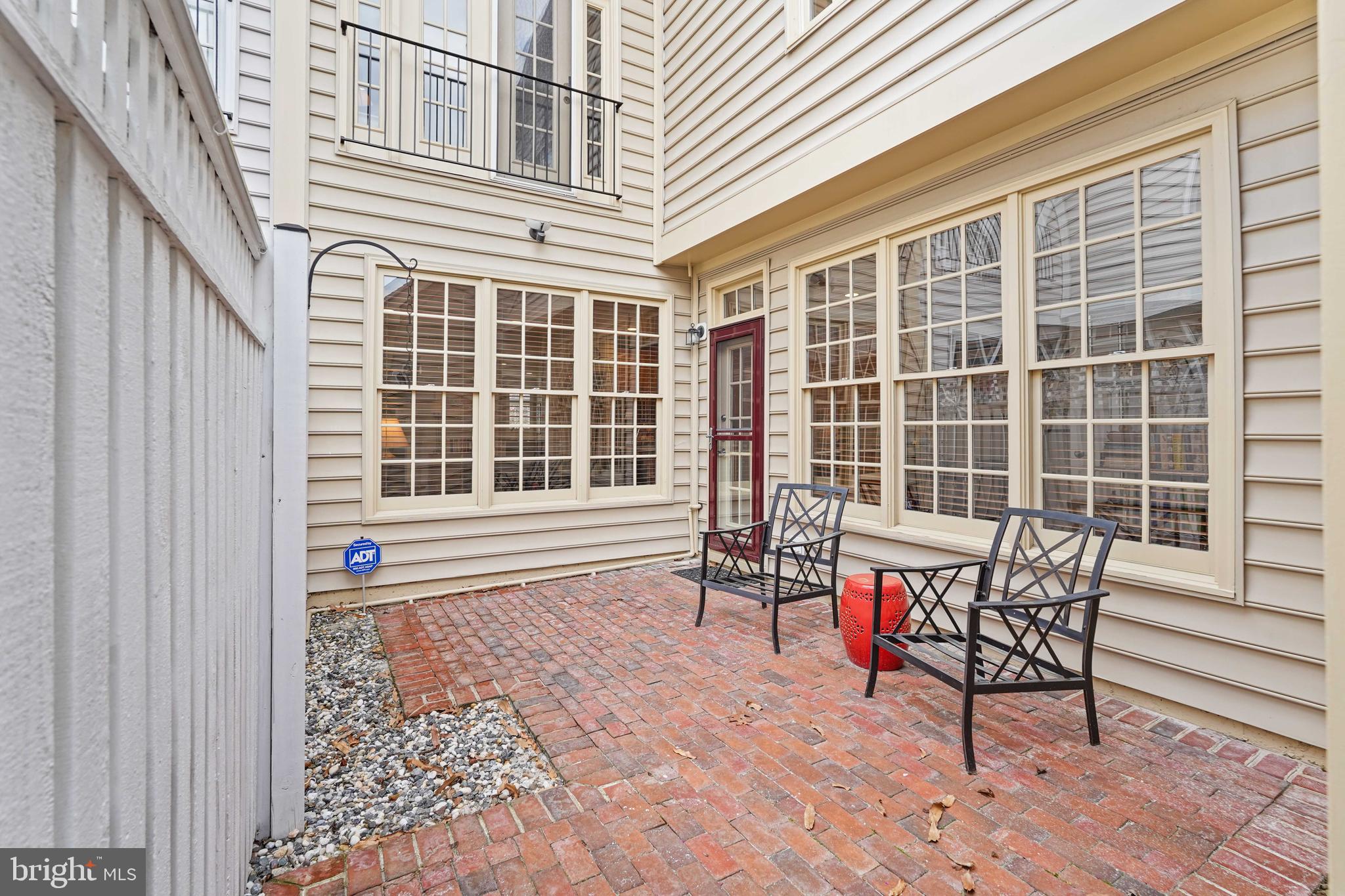 FALLSGROVE - Residential