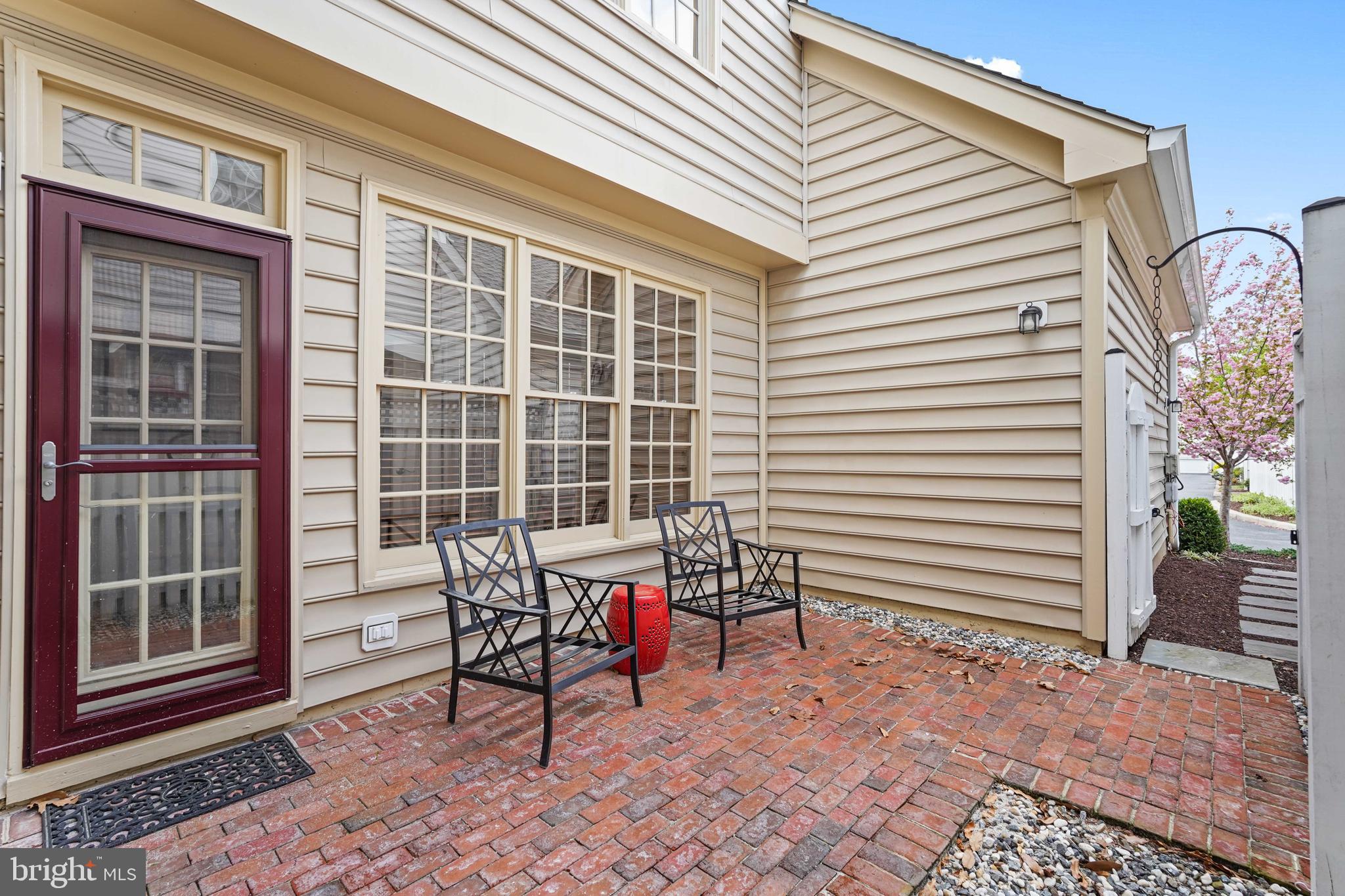 FALLSGROVE - Residential