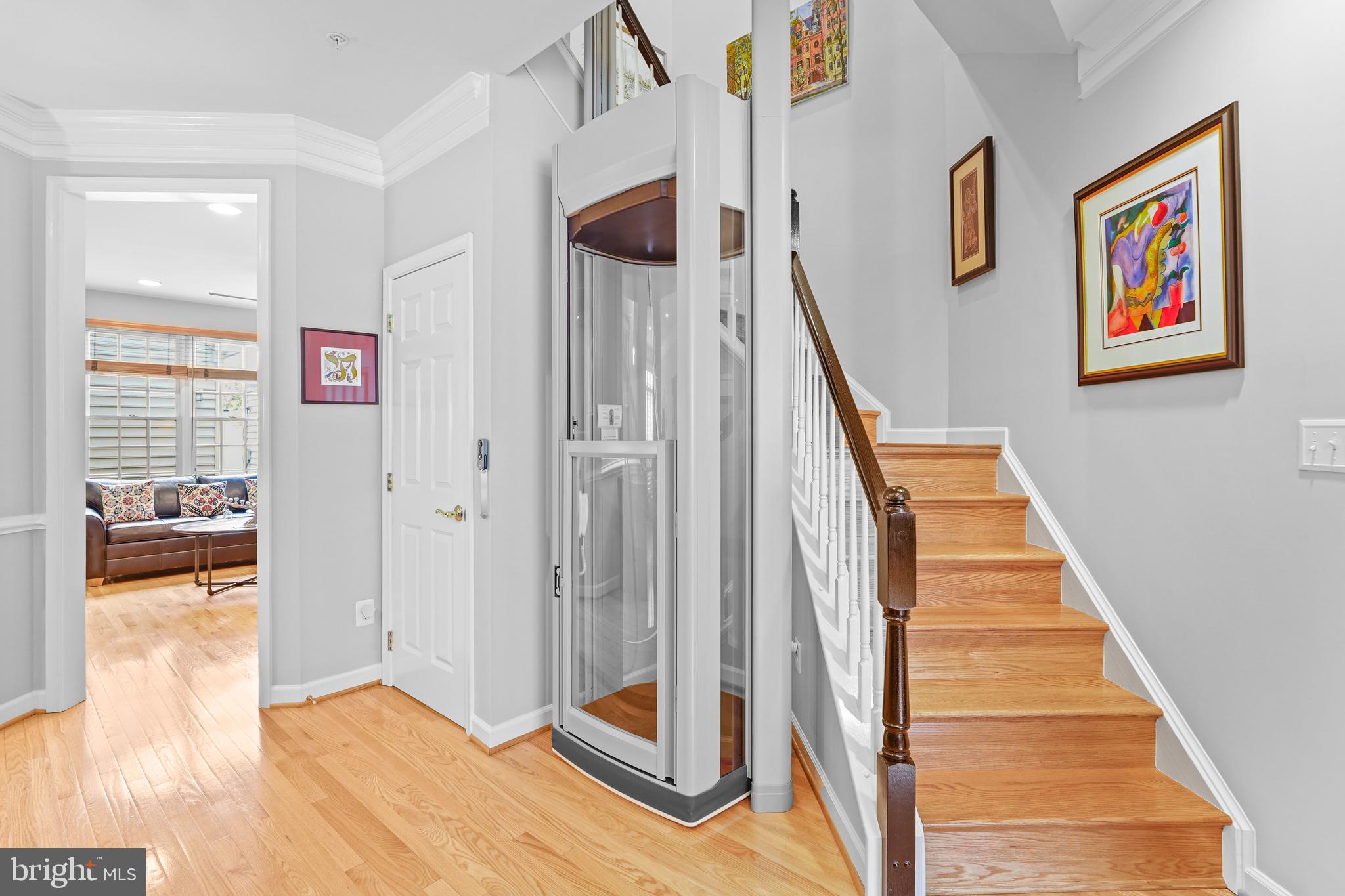 808 OAK KNOLL TERRACE