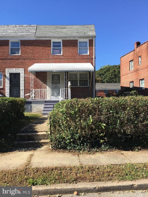 Townhouse For Rent - 1216 N Augusta Avenue<br/> BALTIMORE, MD 21229
