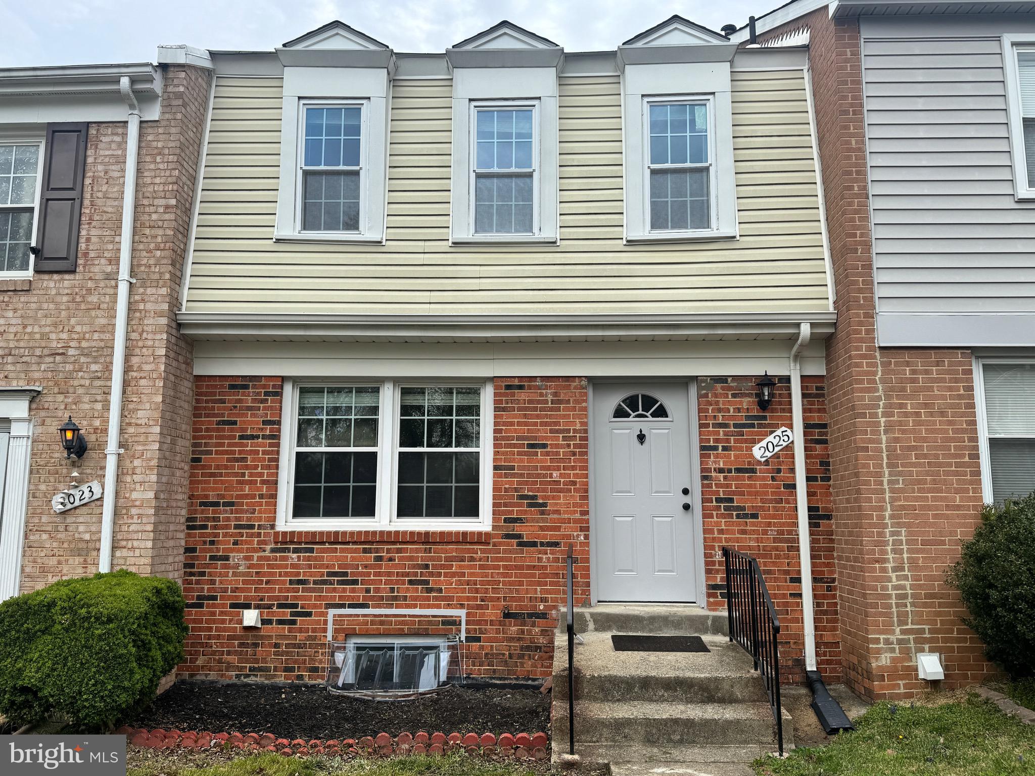 THOUSAND OAKS - Residential Lease