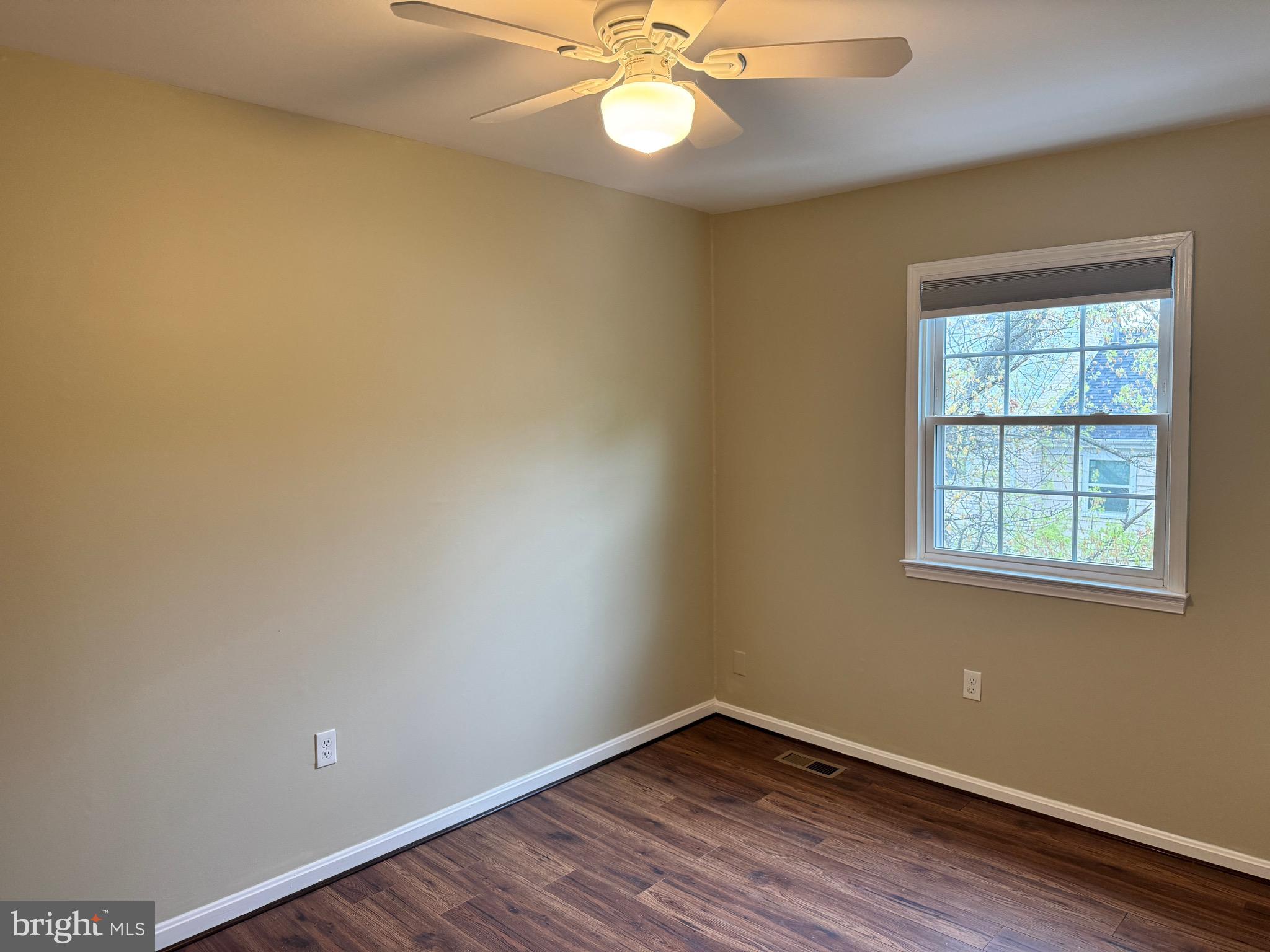 THOUSAND OAKS - Residential Lease