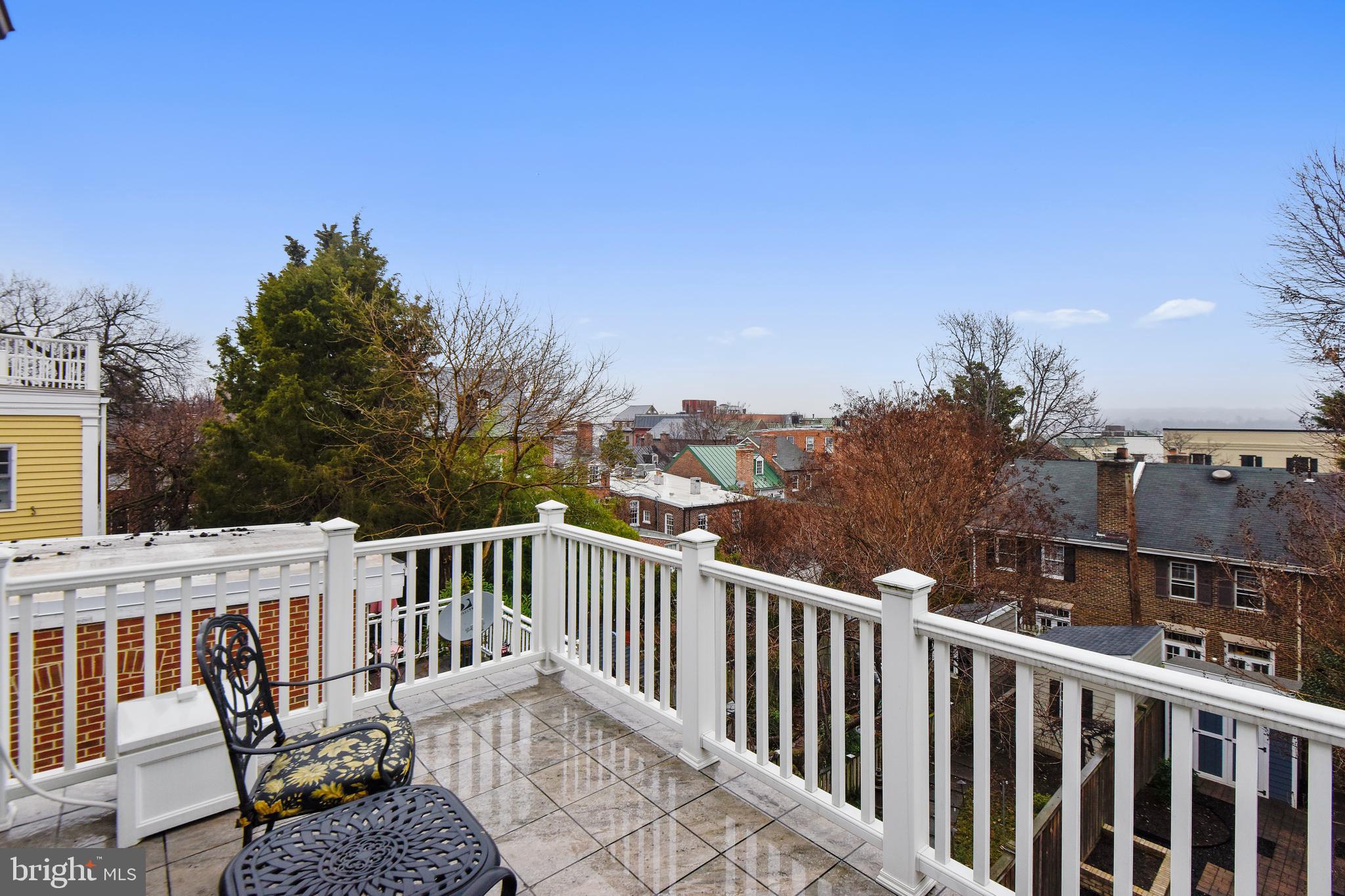 OLD TOWN - Residential