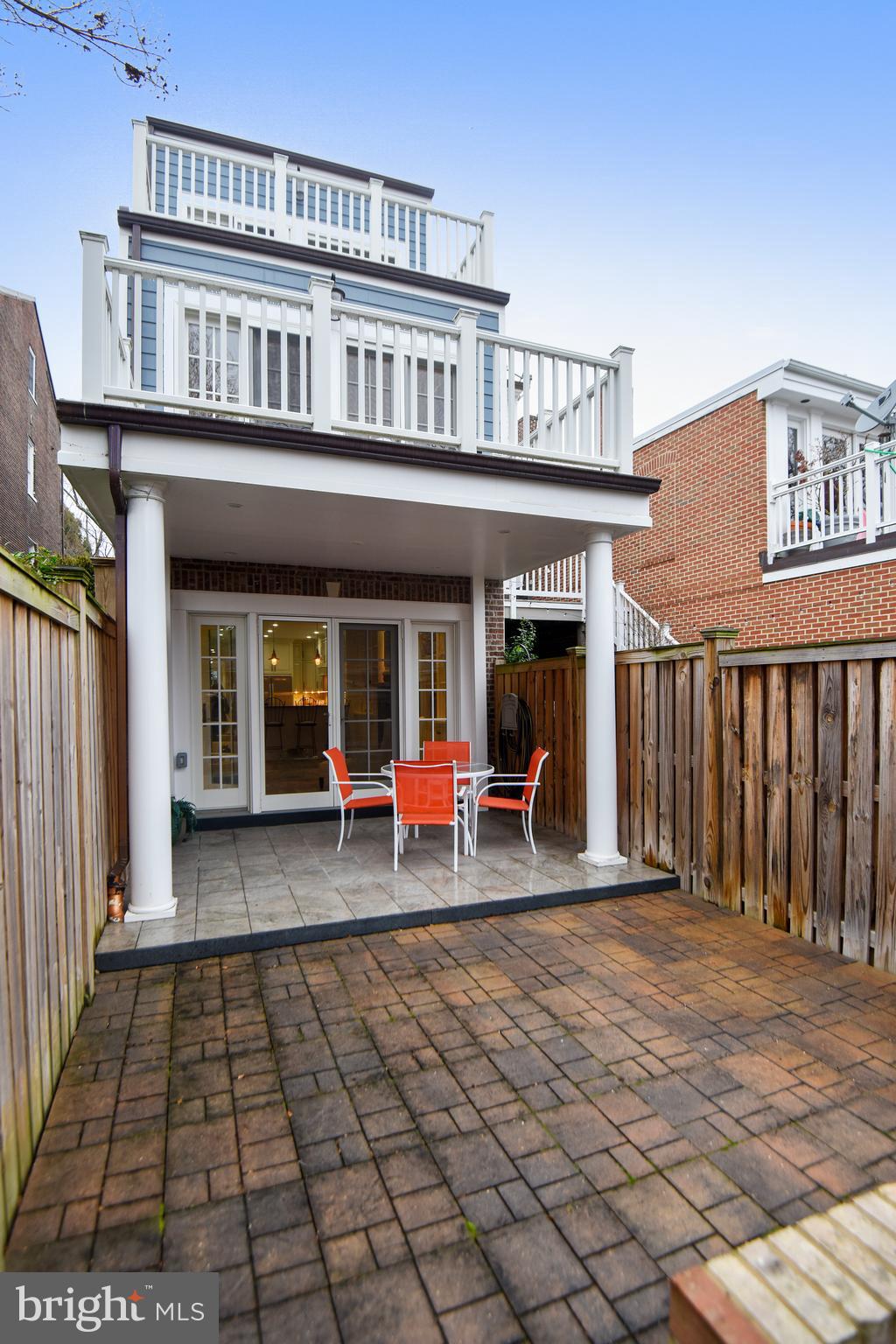 OLD TOWN - Residential