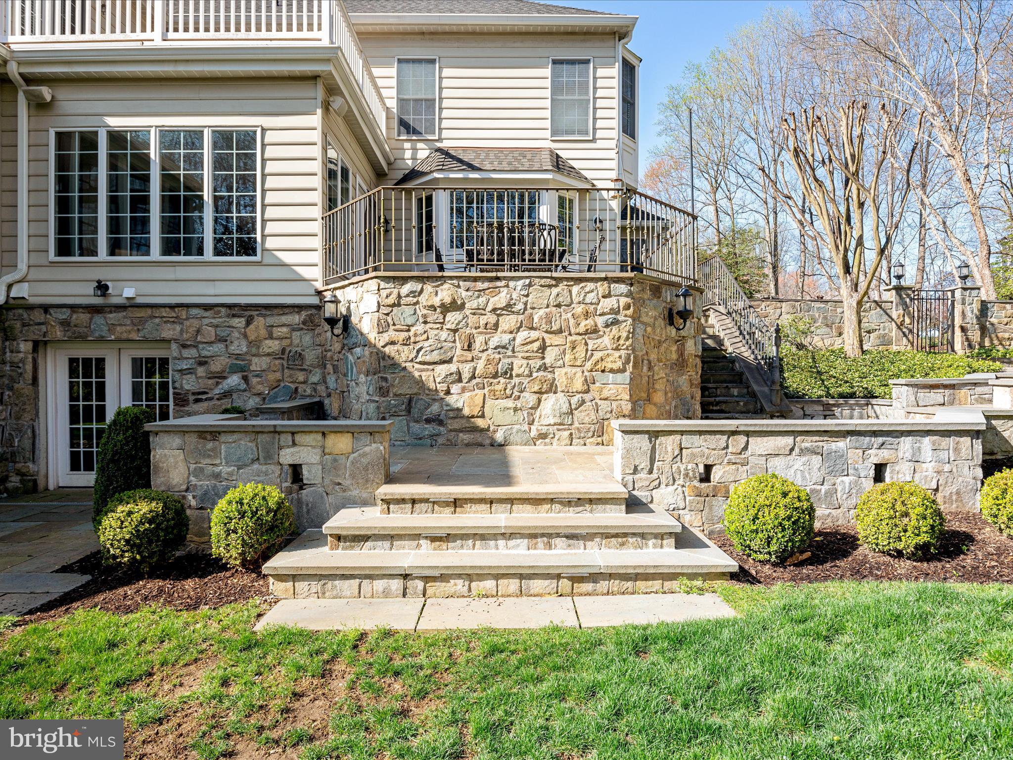 FOX RUN - Residential