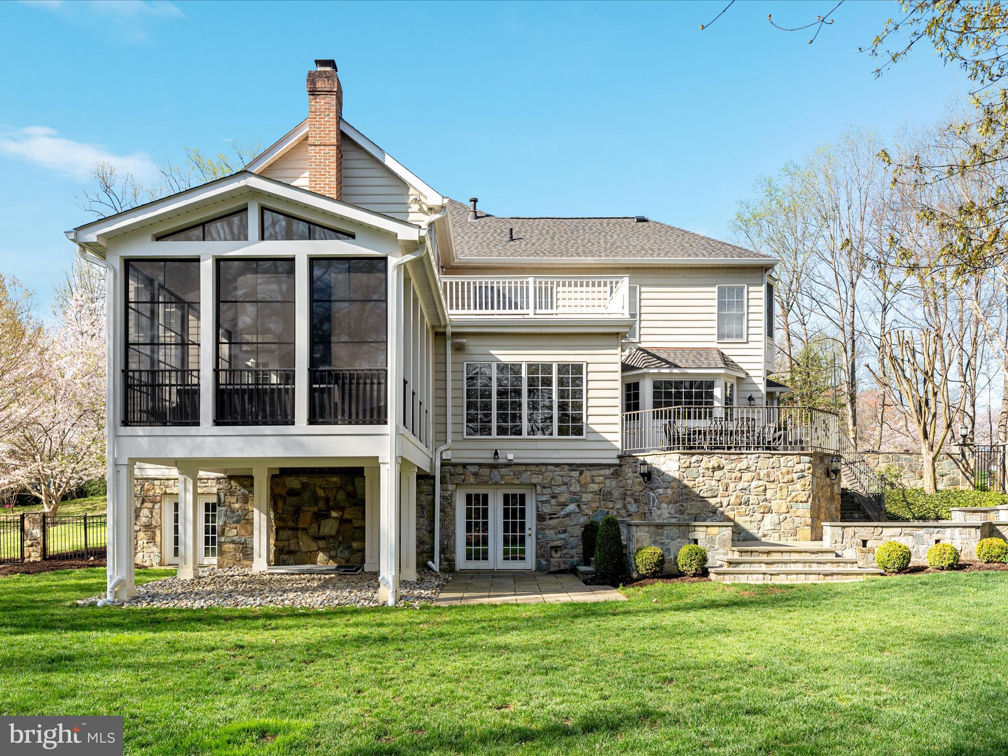 FOX RUN - Residential