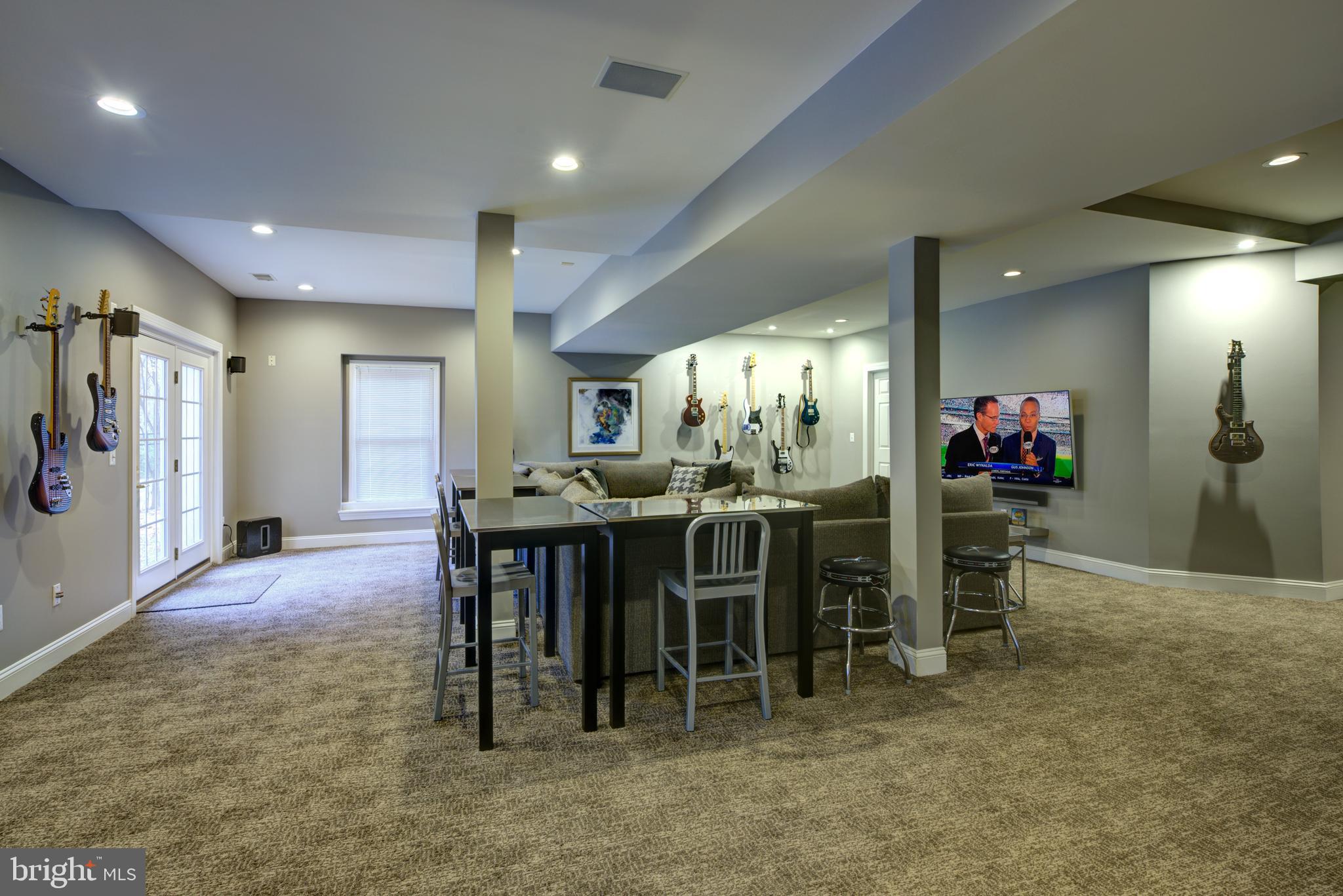 FOX RUN - Residential