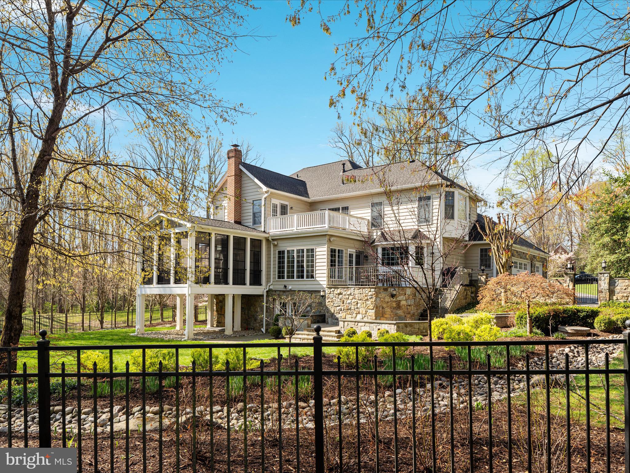 FOX RUN - Residential