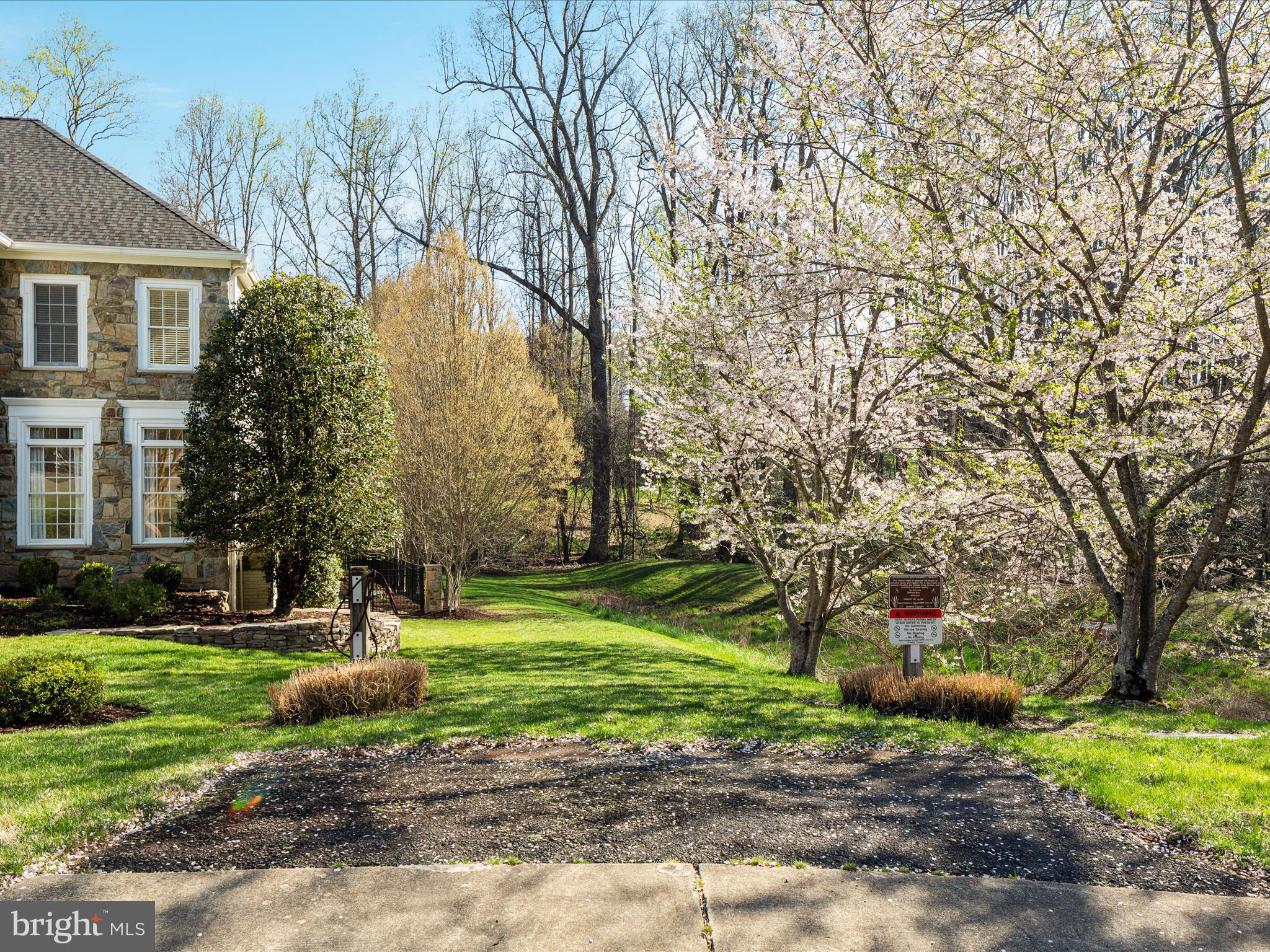 FOX RUN - Residential