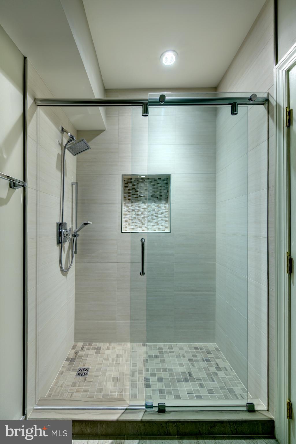 FOX RUN - Residential