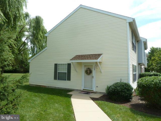 LEXINGTON WOODS - Residential