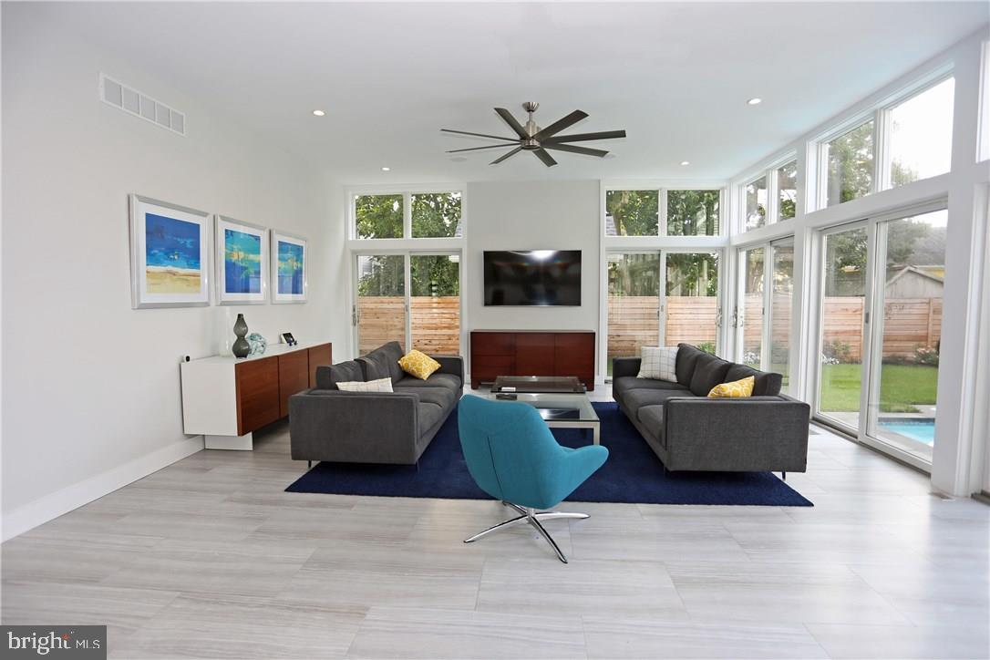 NORTH REHOBOTH - Residential