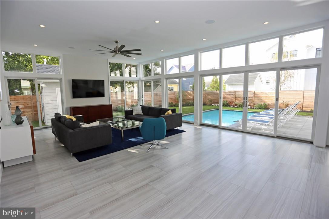 NORTH REHOBOTH - Residential