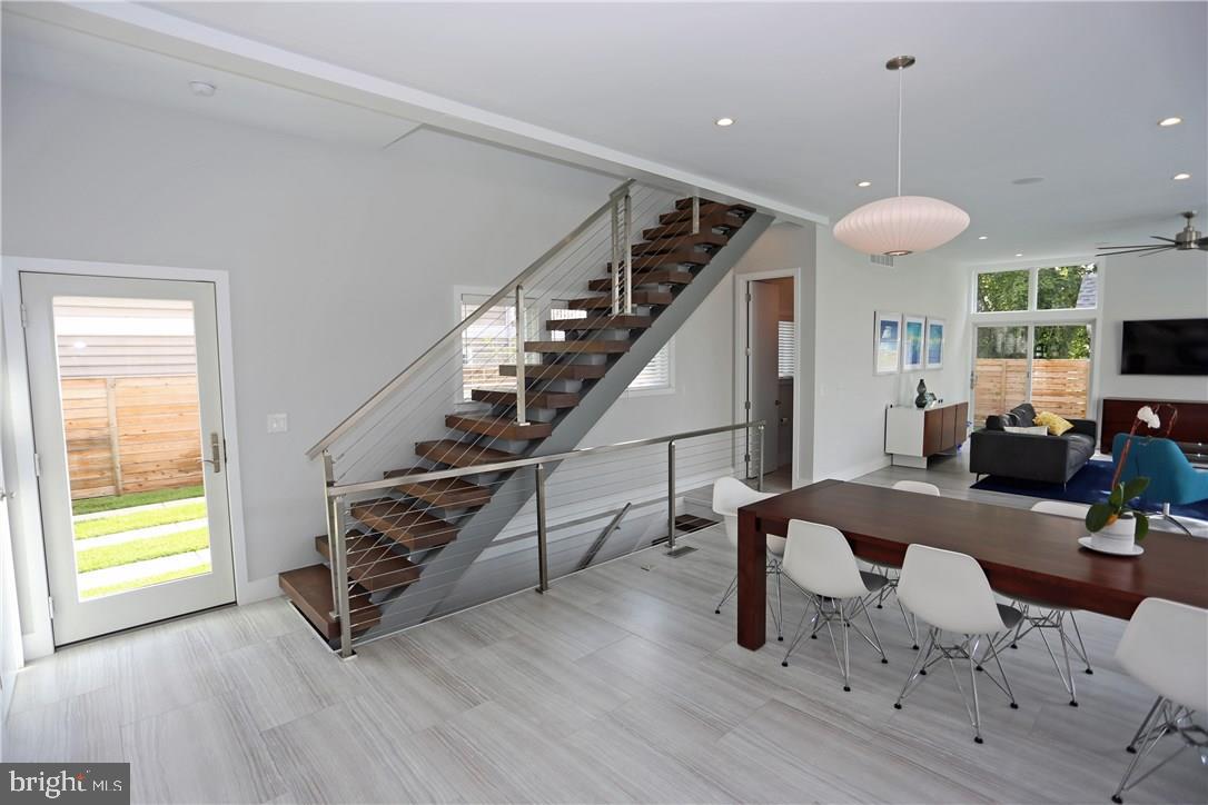 NORTH REHOBOTH - Residential