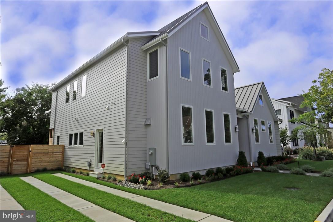 NORTH REHOBOTH - Residential