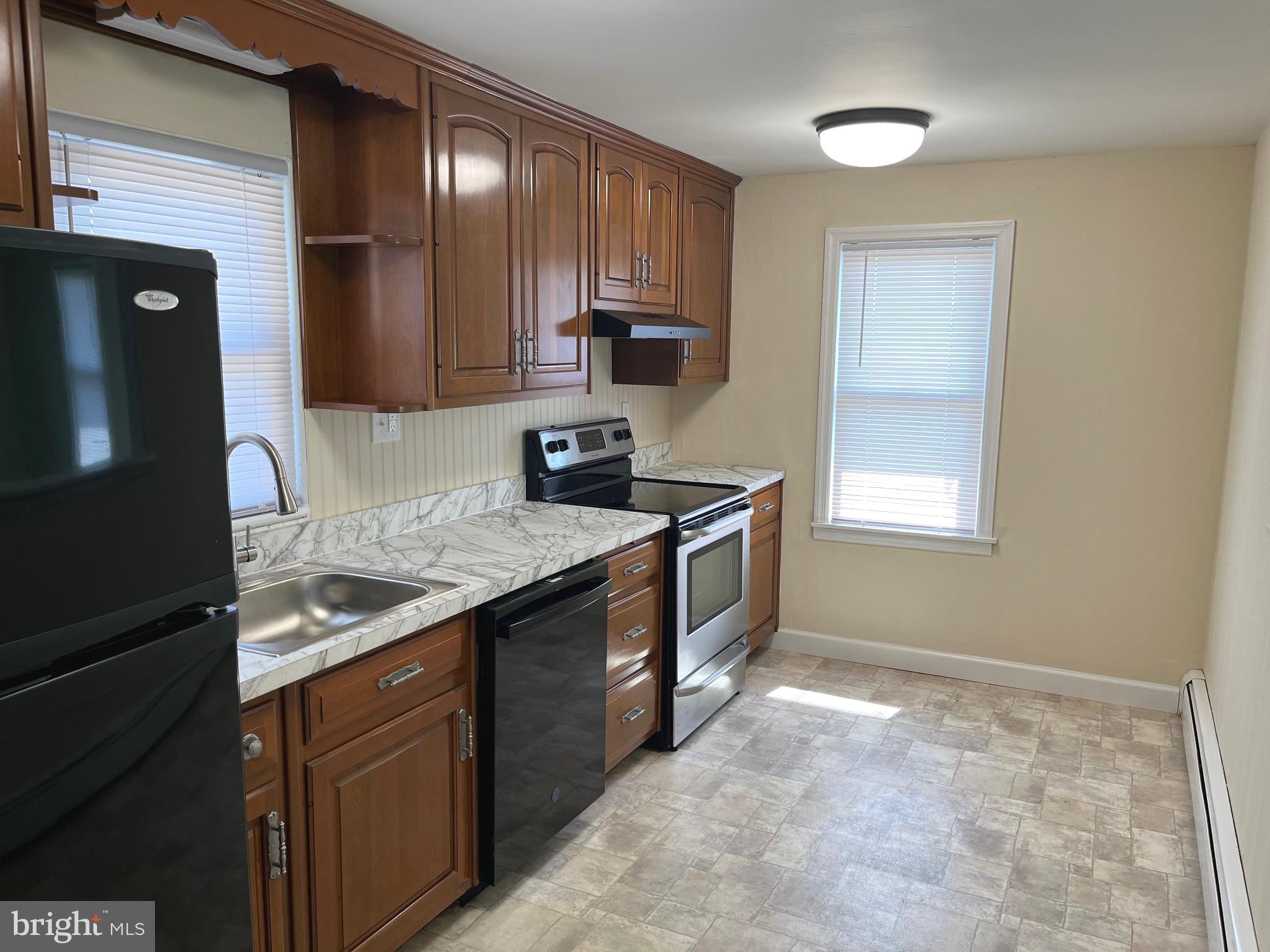 RED LION - Residential