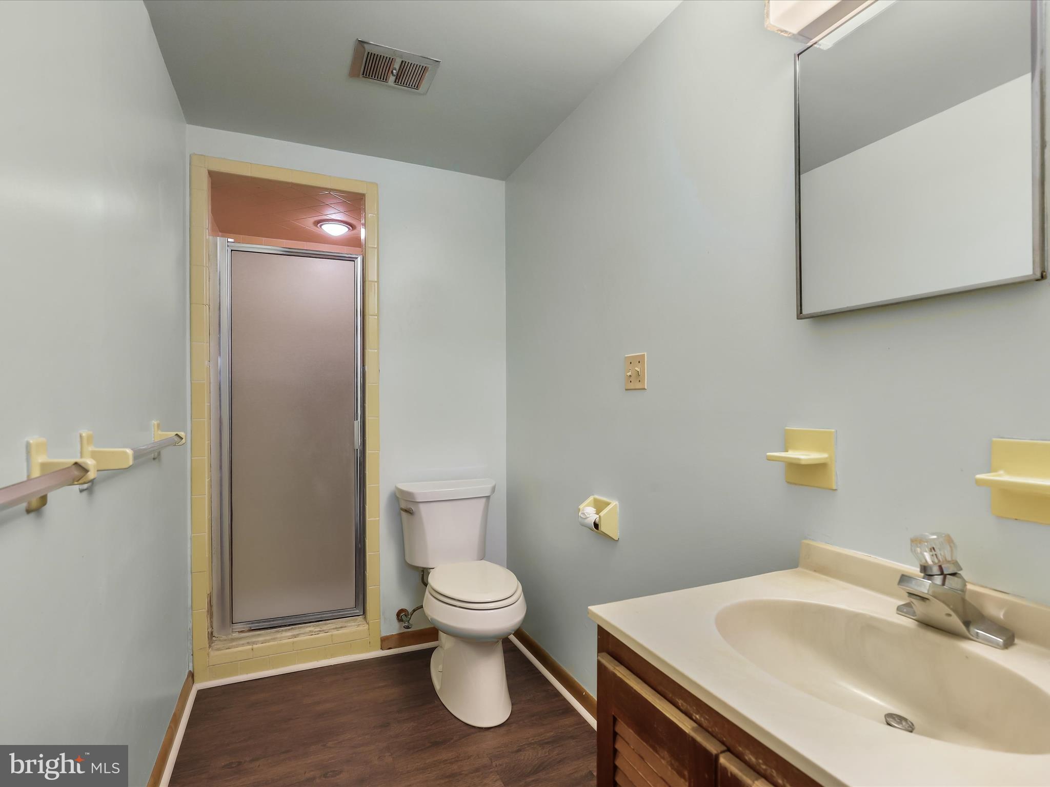 BREEZEWOOD FARMS - Residential