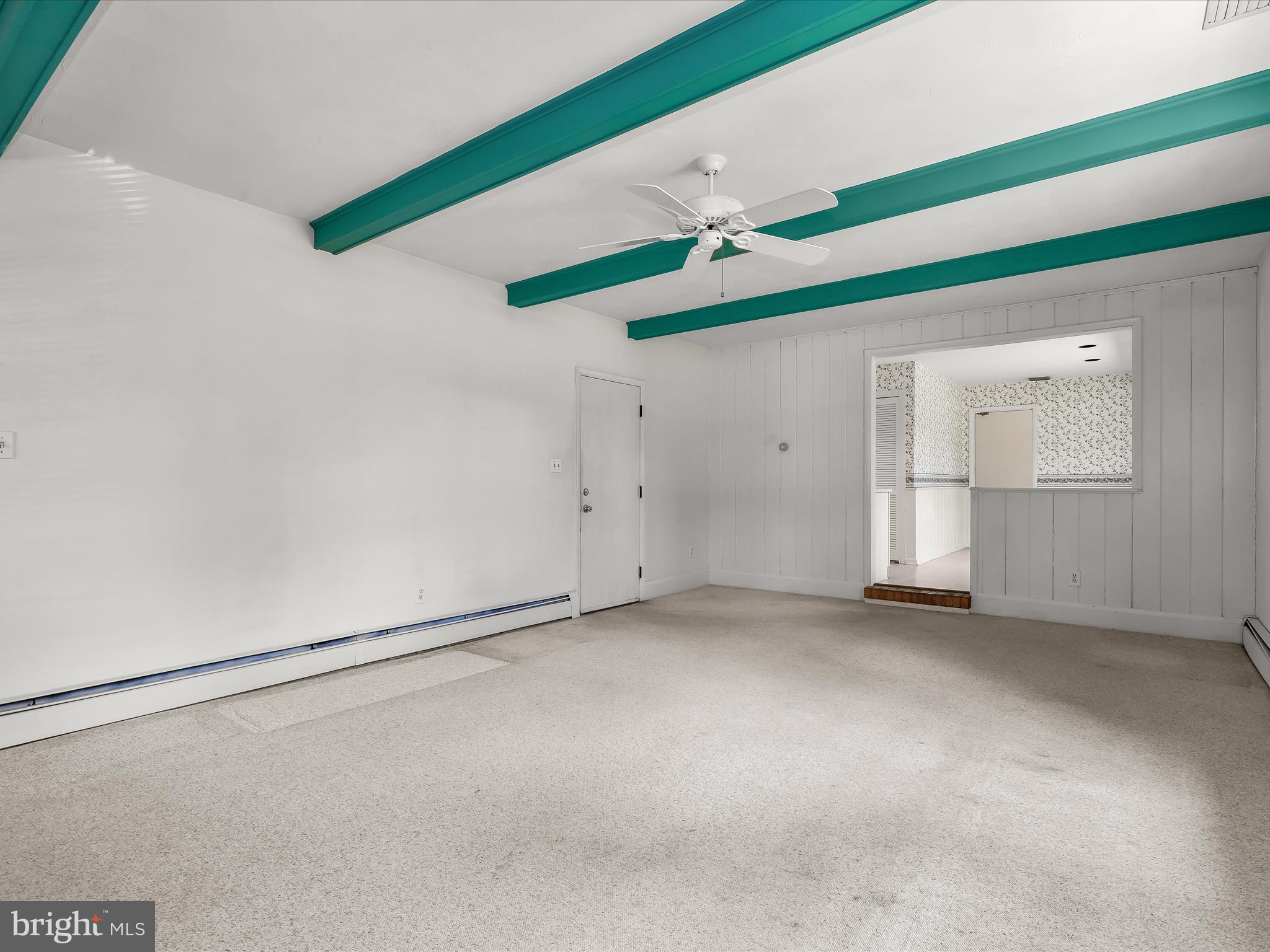 BREEZEWOOD FARMS - Residential