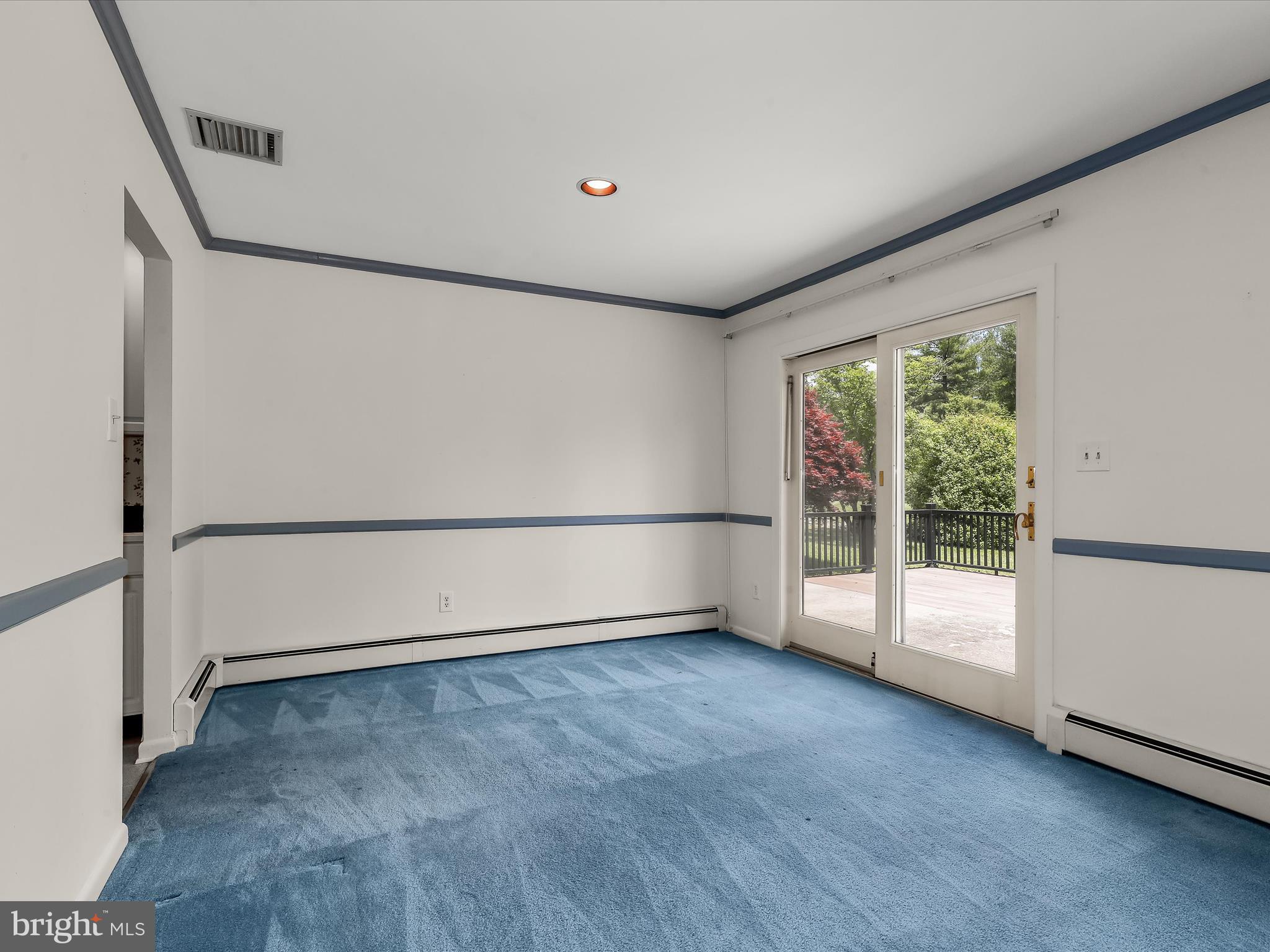 BREEZEWOOD FARMS - Residential