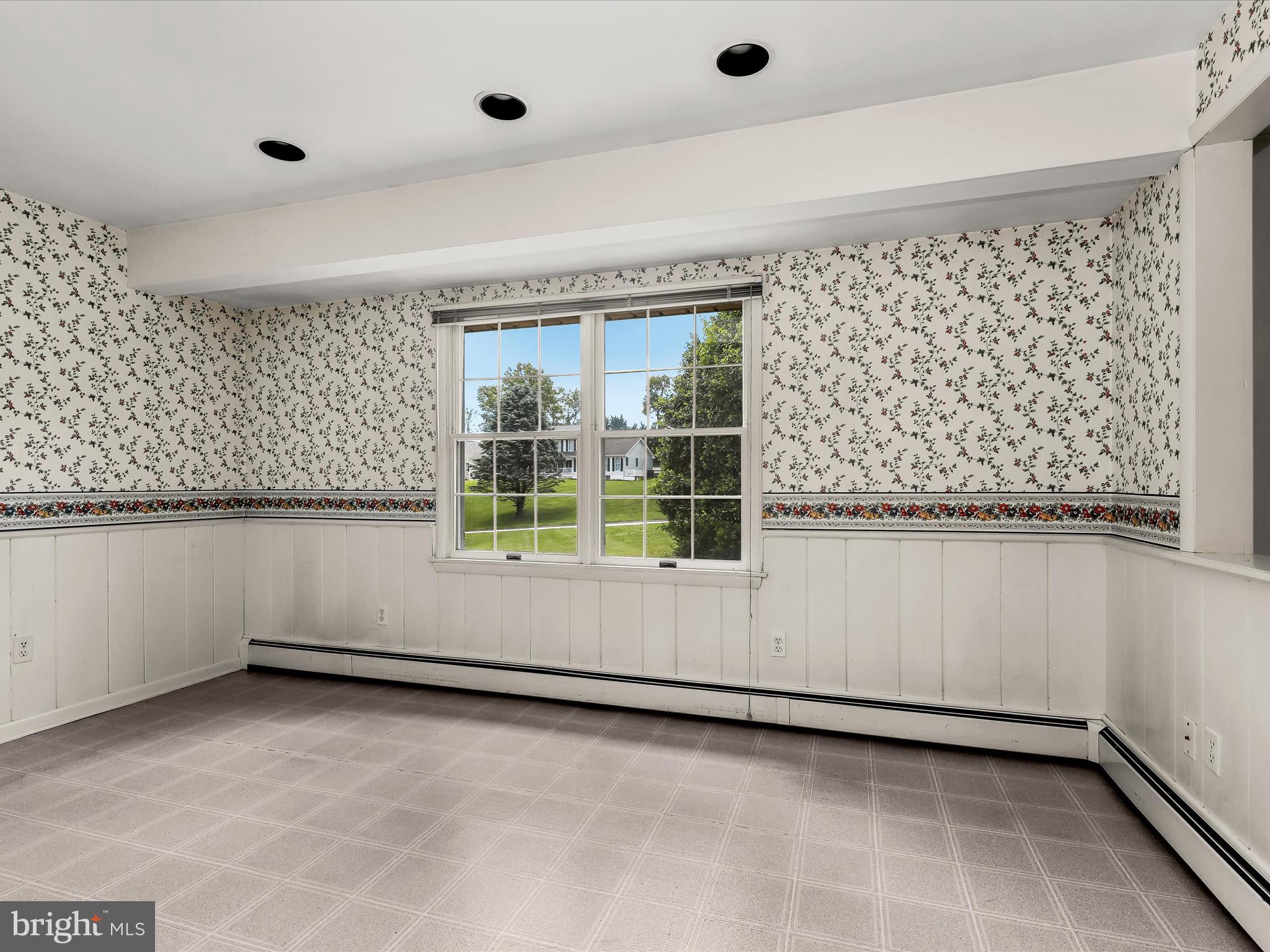 BREEZEWOOD FARMS - Residential